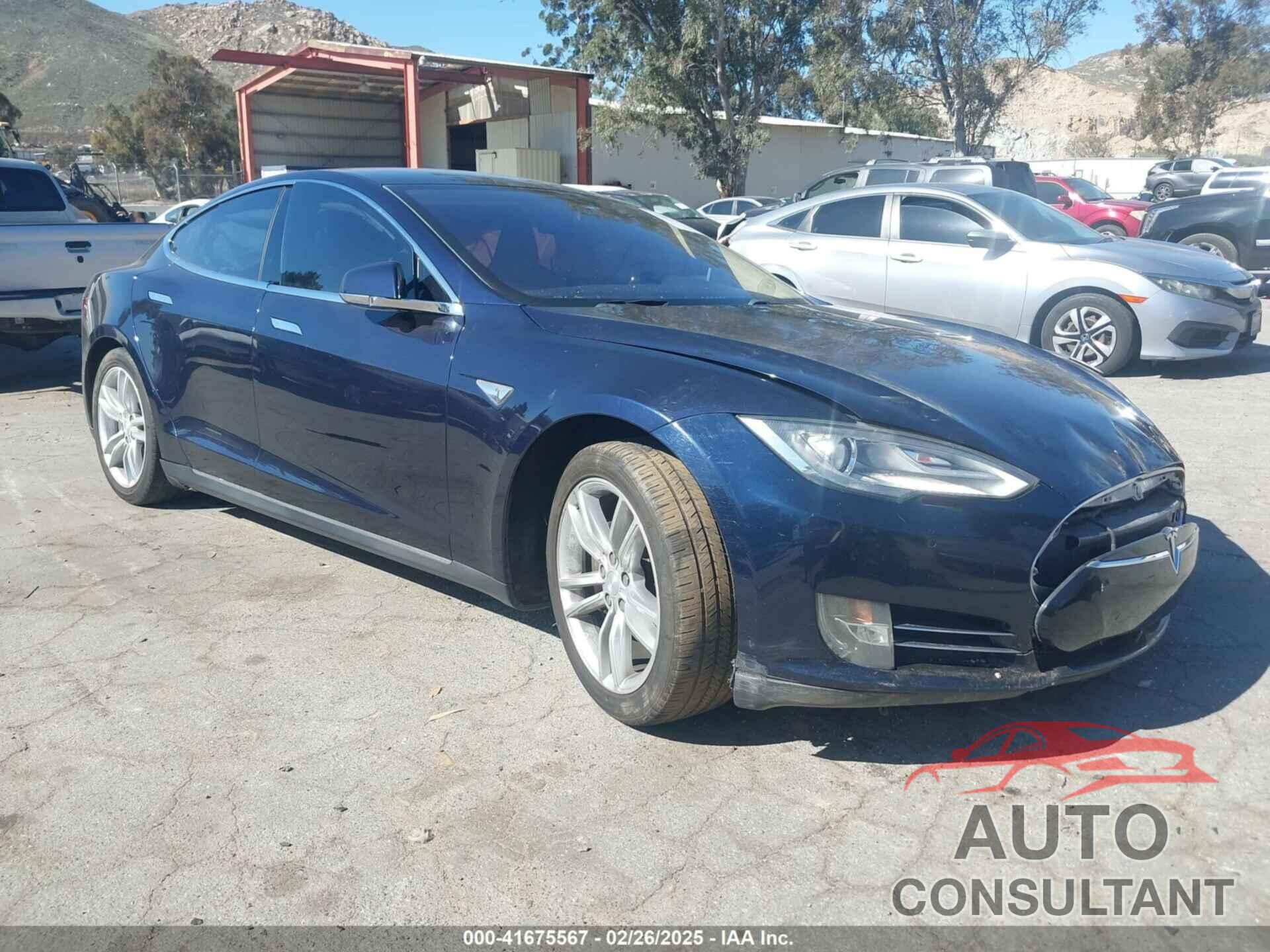 TESLA MODEL S 2014 - 5YJSA1H13EFP43947
