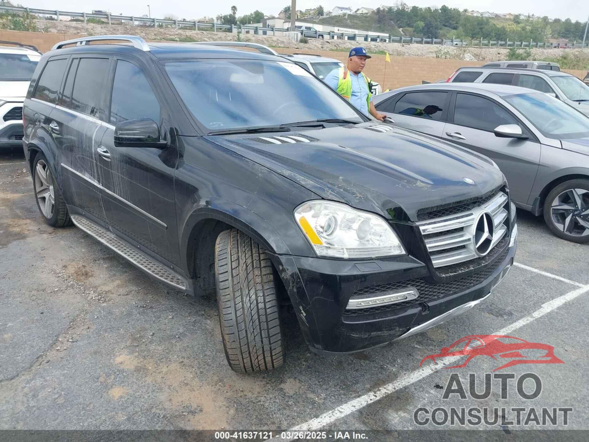 MERCEDES-BENZ GL 550 2012 - 4JGBF8GE5CA779090