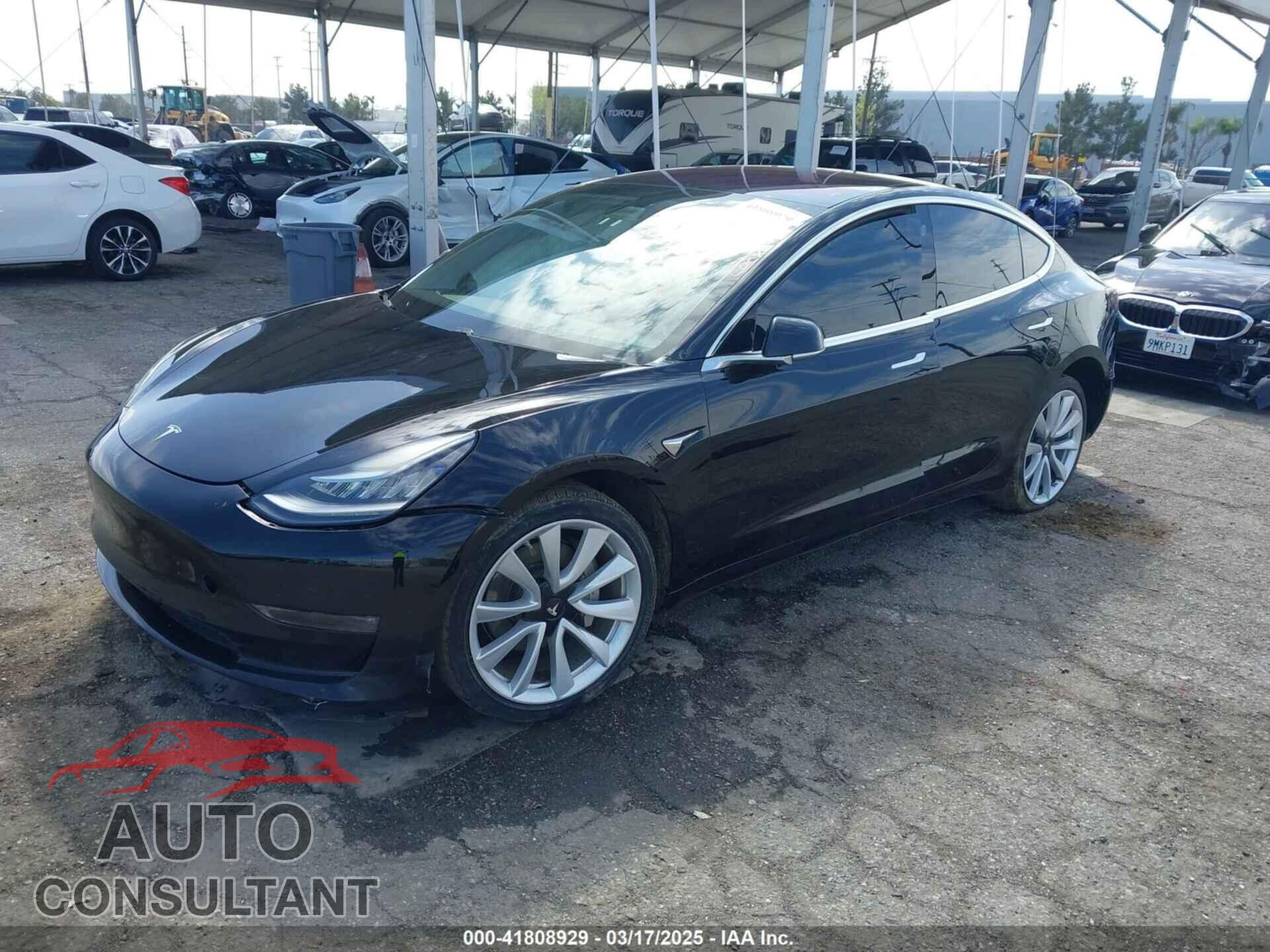 TESLA MODEL 3 2017 - 5YJ3E1EA0HF002379