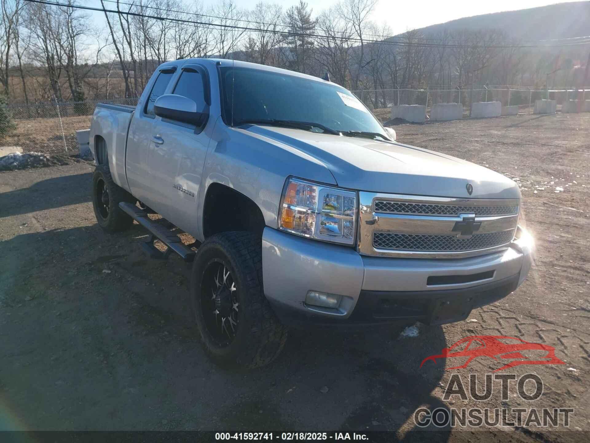 CHEVROLET SILVERADO 1500 2010 - 1GCSKTE39AZ275564