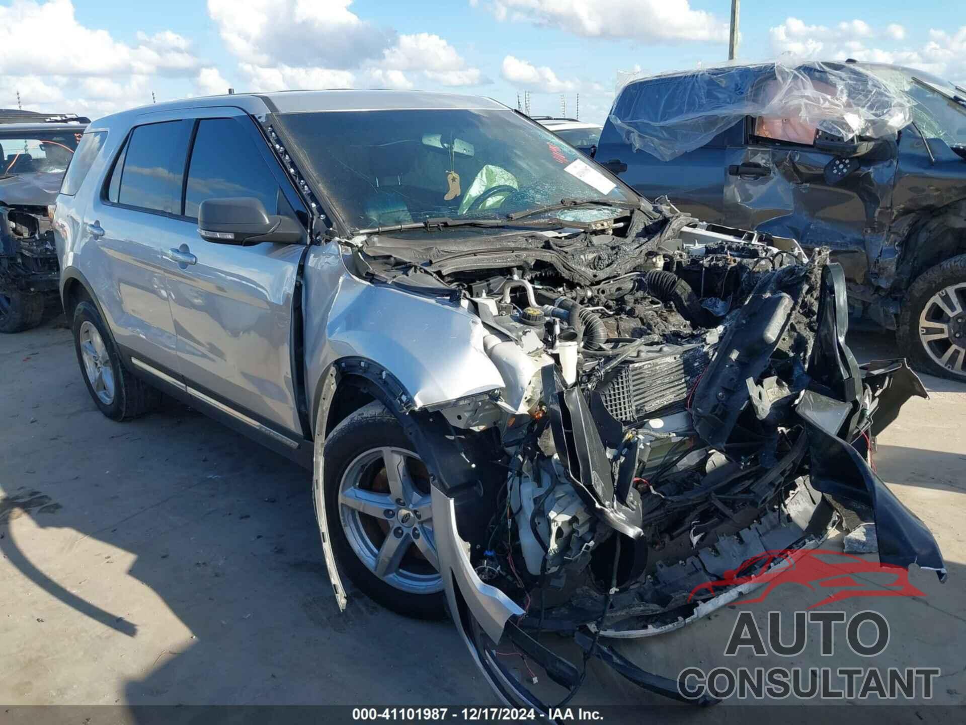FORD EXPLORER 2017 - 1FM5K8DH0HGC89135