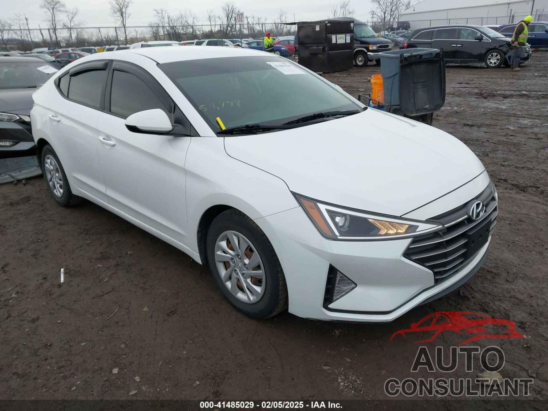 HYUNDAI ELANTRA 2019 - 5NPD74LF5KH461138
