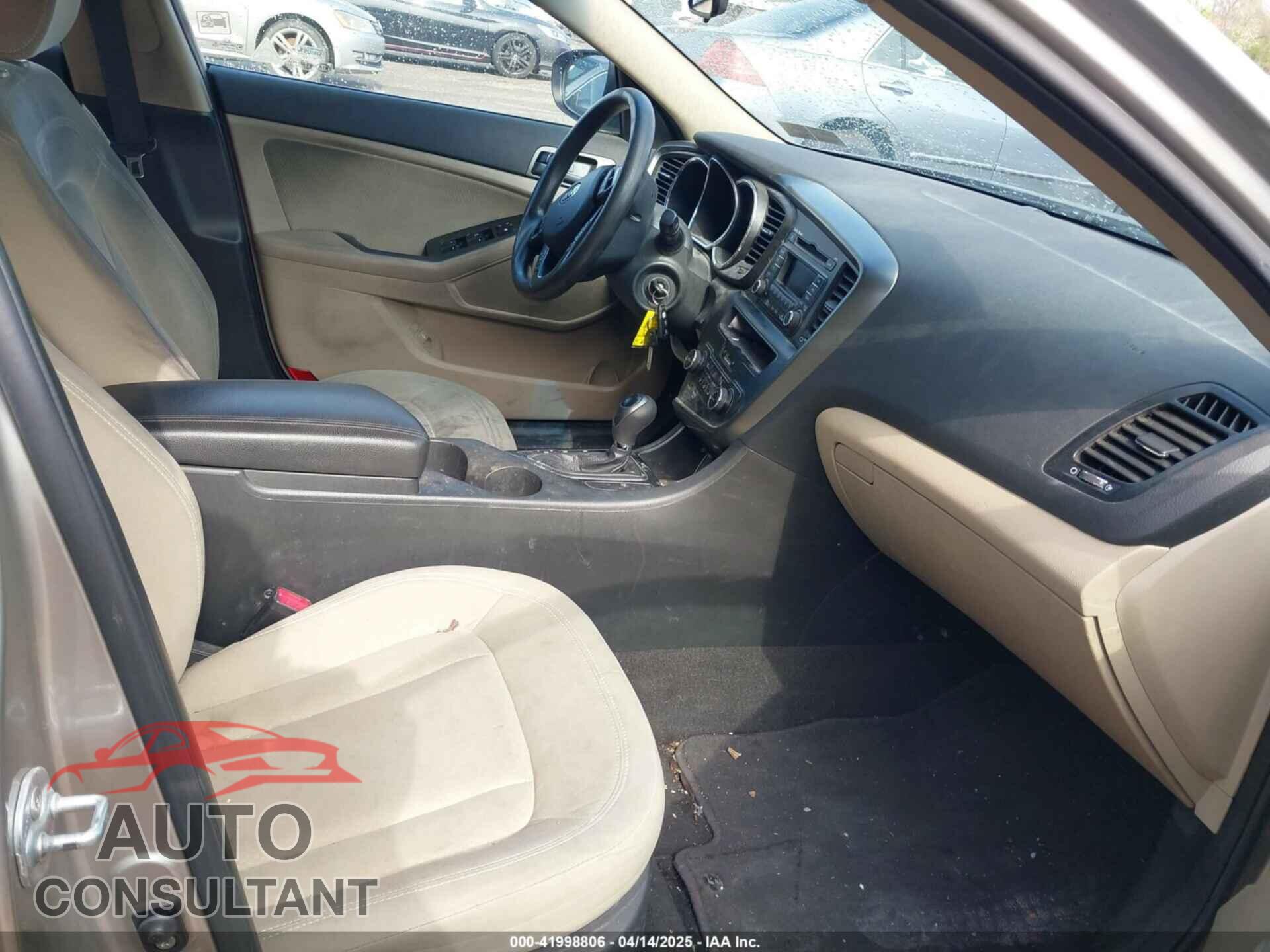 KIA OPTIMA 2011 - KNAGM4A75B5110793
