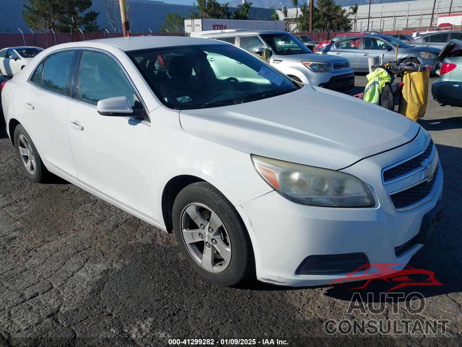 CHEVROLET MALIBU 2013 - 1G11C5SA3DF328197