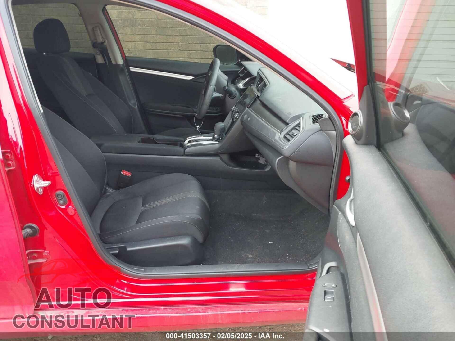 HONDA CIVIC 2017 - 2HGFC2F71HH561480