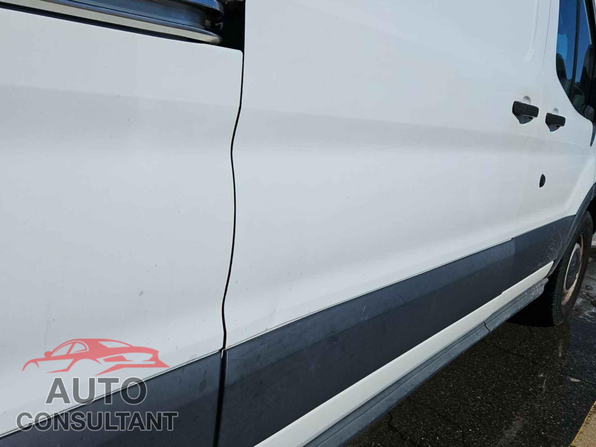 FORD TRANSIT 2015 - 1FTNE2YM2FKB32295