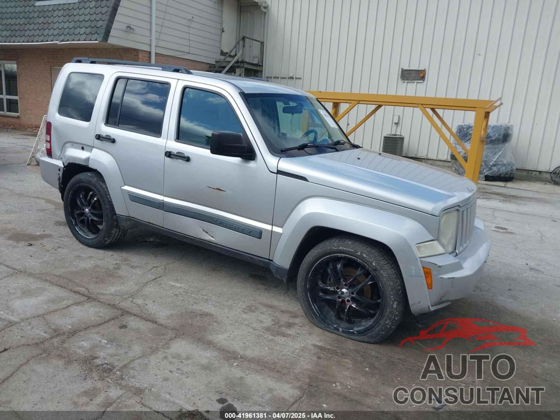 JEEP LIBERTY 2009 - 1J8GN28K39W520228