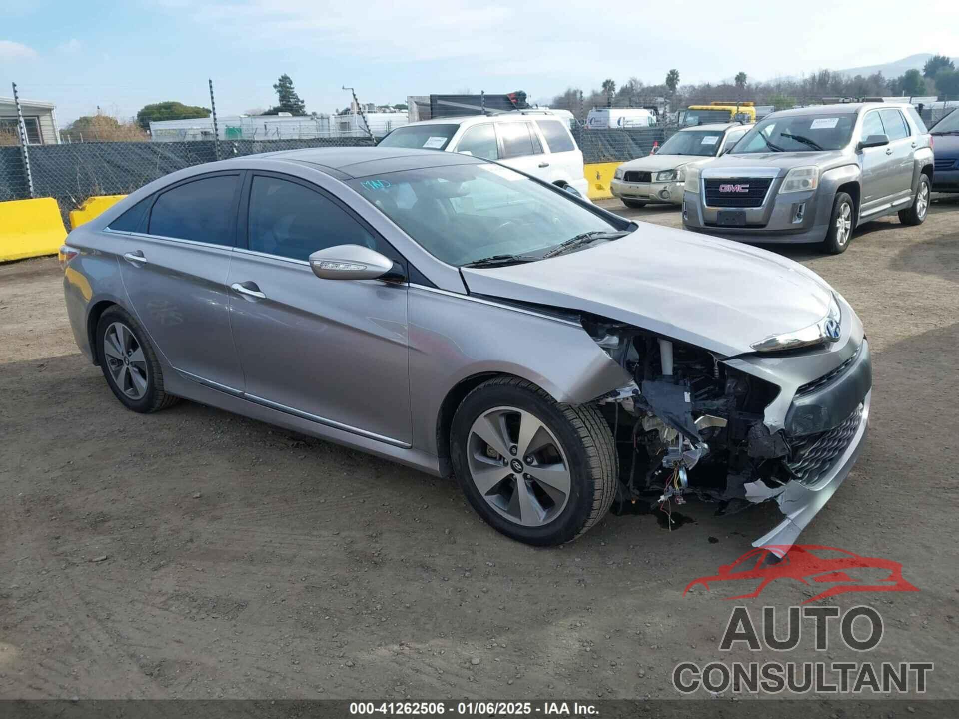 HYUNDAI SONATA HYBRID 2011 - KMHEC4A45BA012899