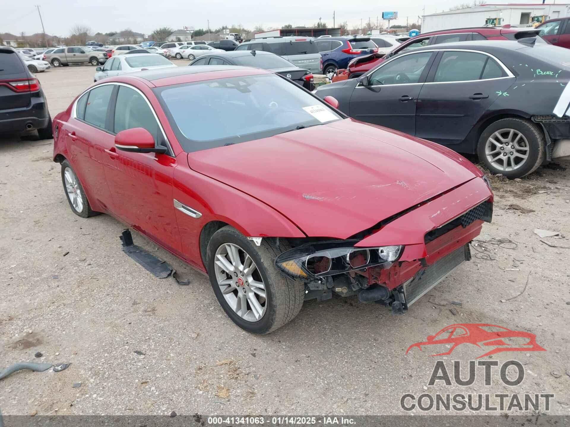 JAGUAR XE 2017 - SAJAD4BG0HA949193
