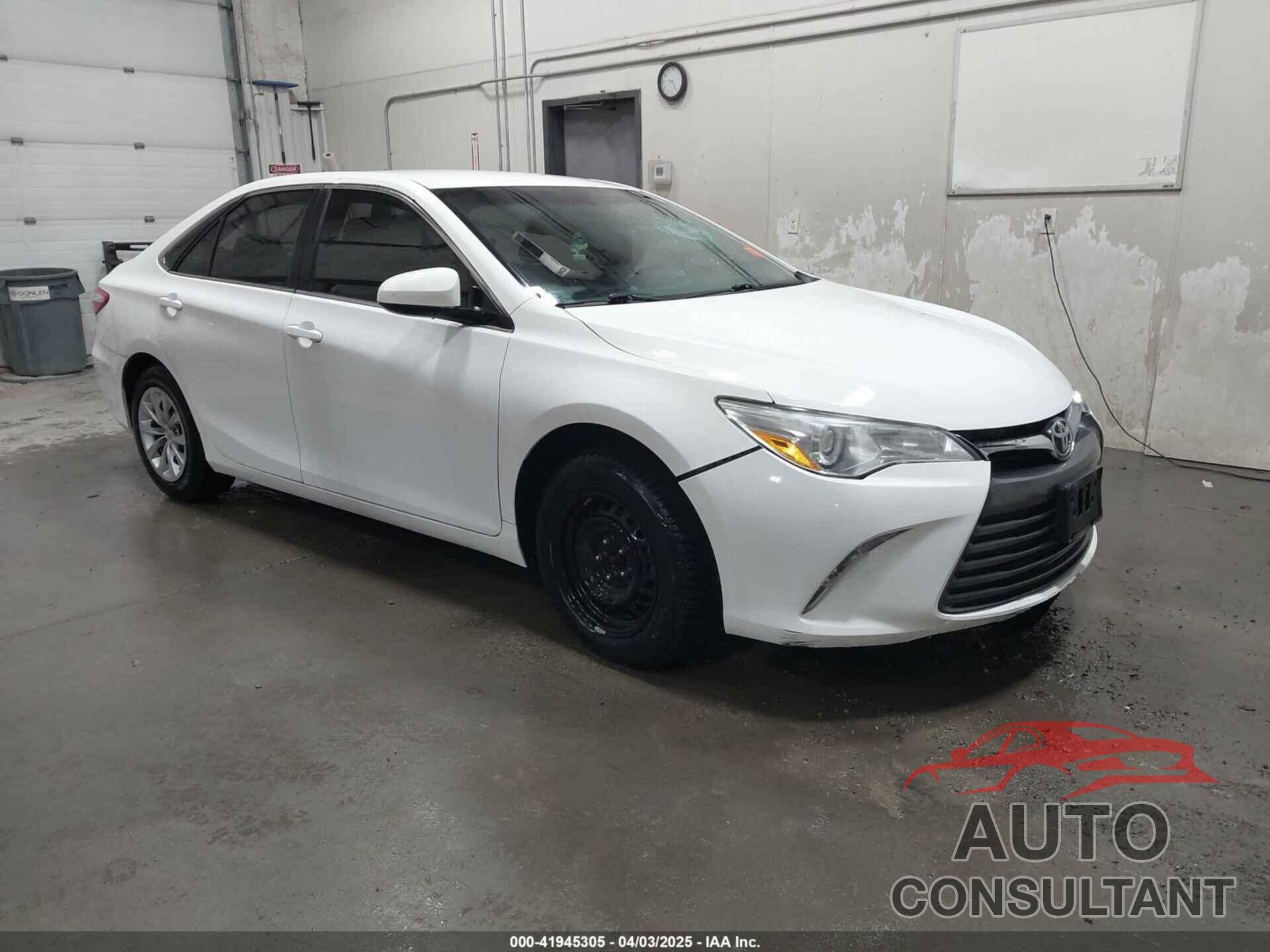 TOYOTA CAMRY 2016 - 4T4BF1FK8GR559077