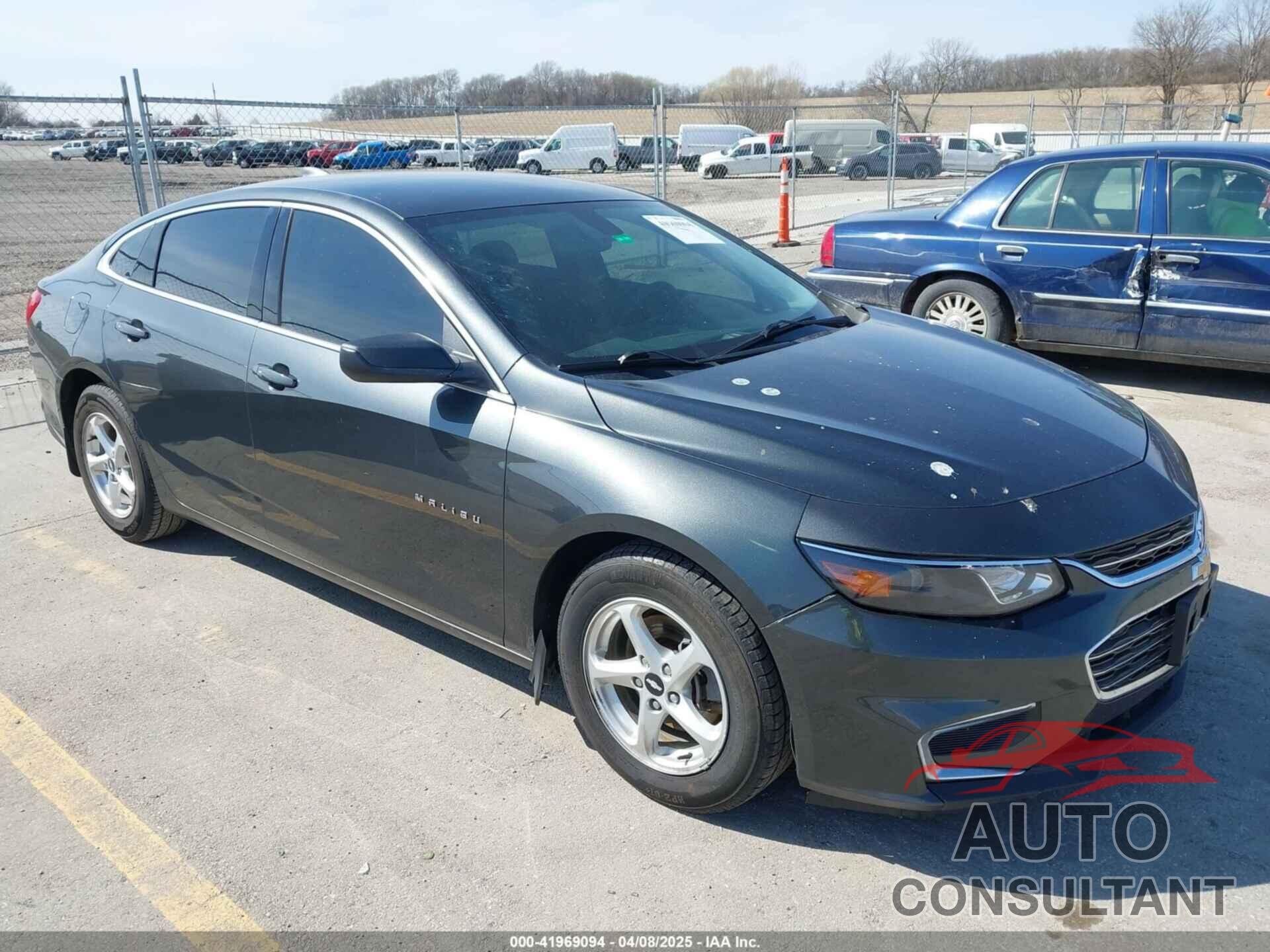 CHEVROLET MALIBU 2018 - 1G1ZB5ST8JF179871