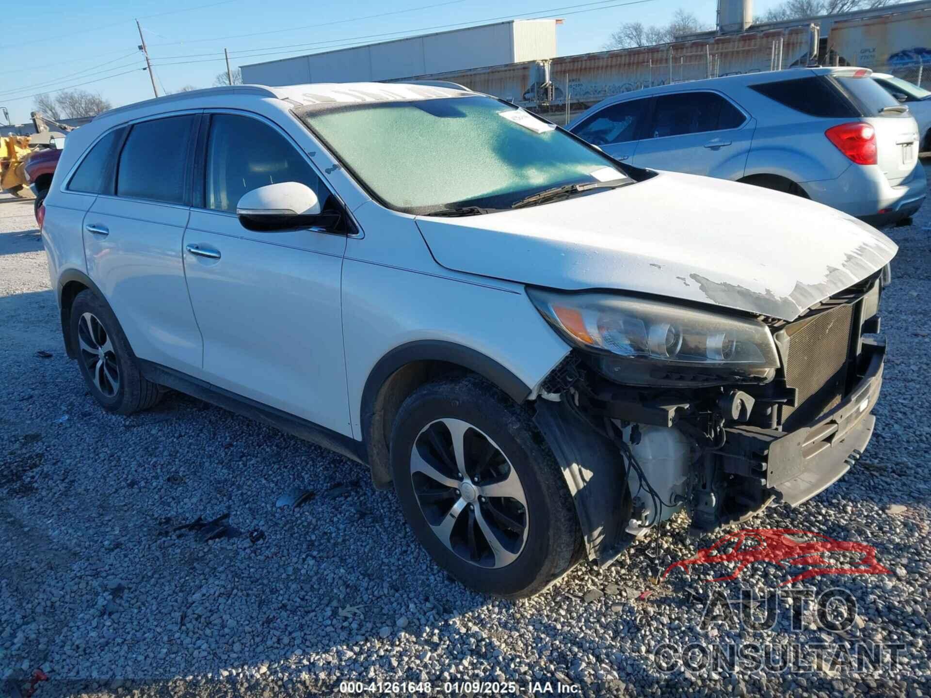 KIA SORENTO 2017 - 5XYPH4A57HG231895