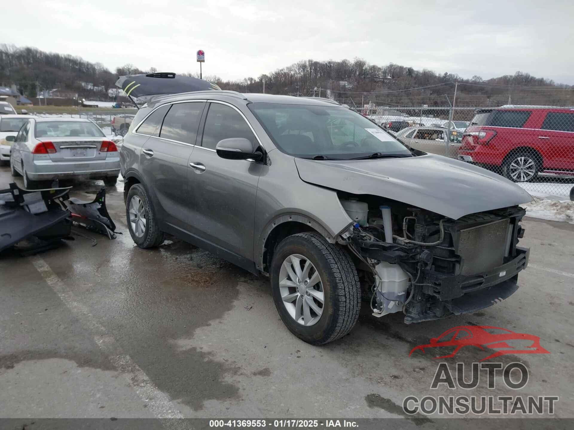 KIA SORENTO 2018 - 5XYPG4A36JG420383