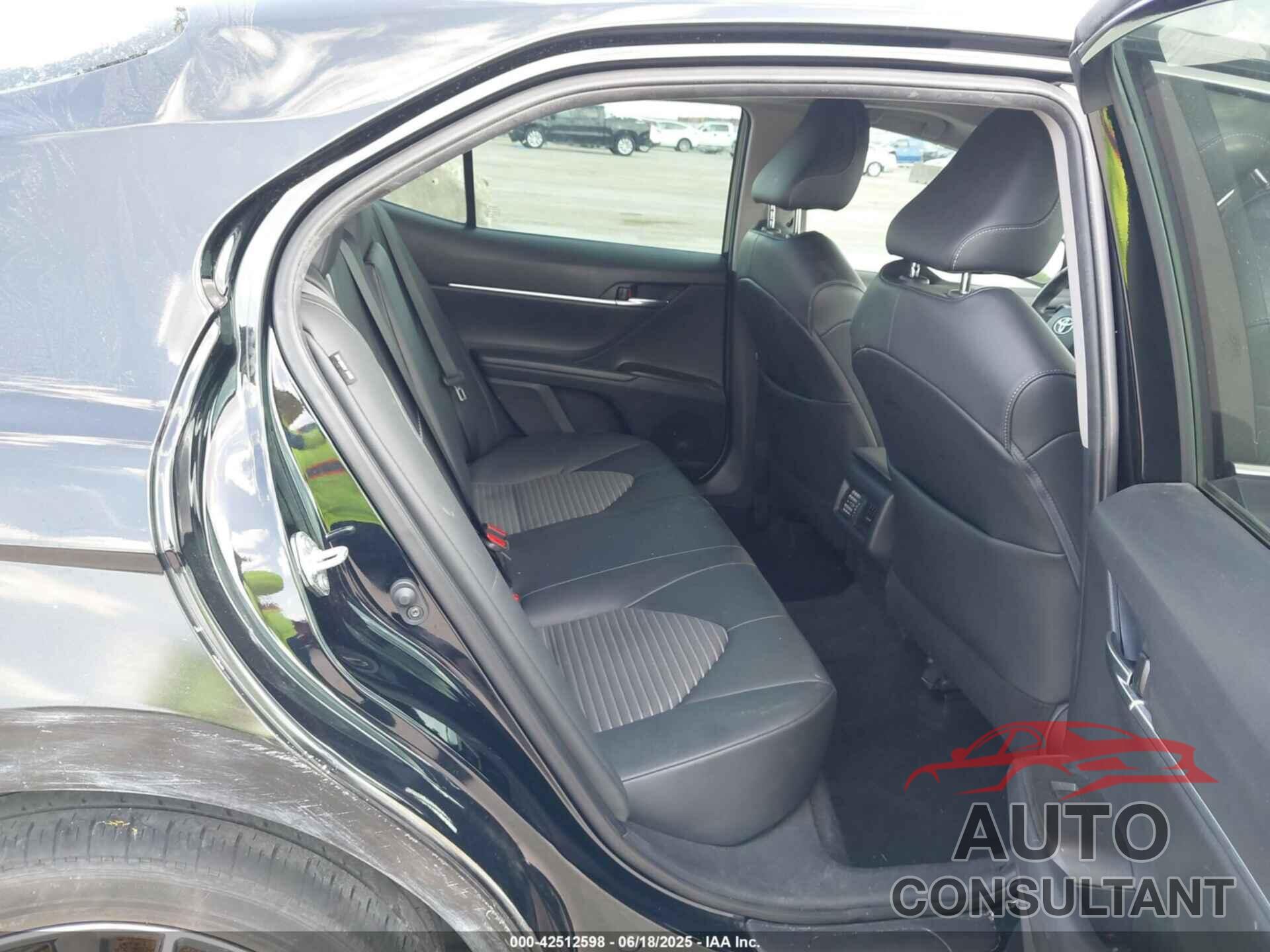 TOYOTA CAMRY 2021 - 4T1S11AK7MU561222