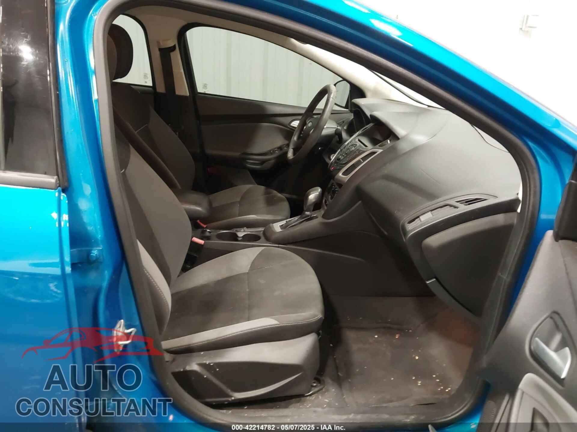 FORD FOCUS 2013 - 1FADP3F28DL221007