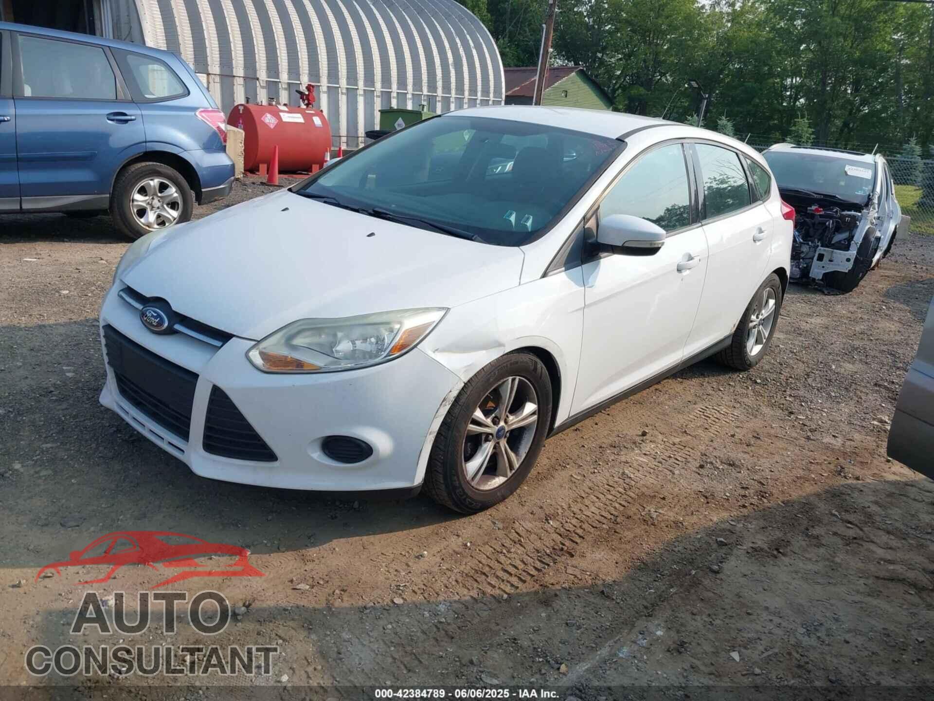 FORD FOCUS 2014 - 1FADP3K22EL402398