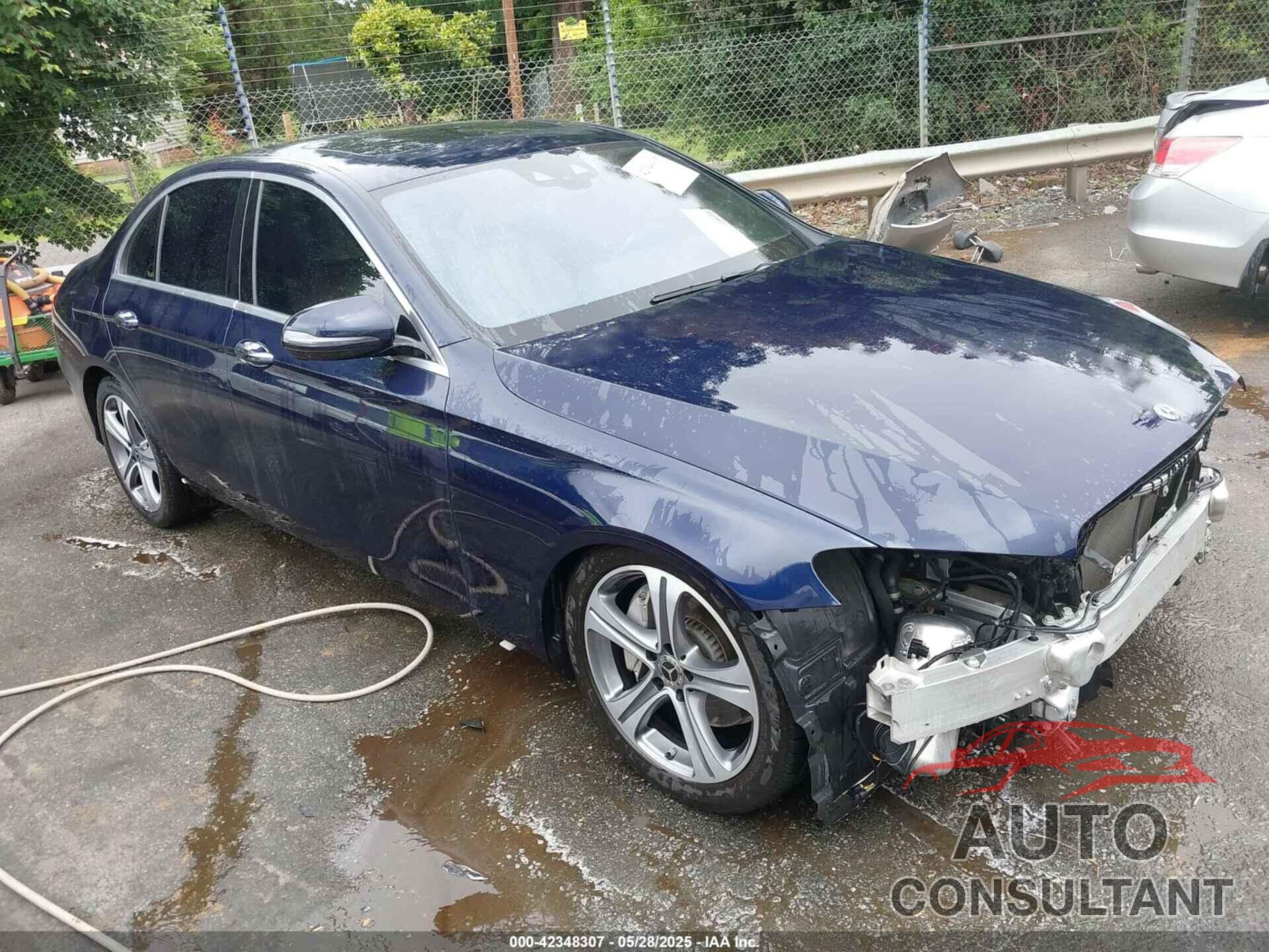 MERCEDES-BENZ E 300 2017 - WDDZF4KBXHA267542