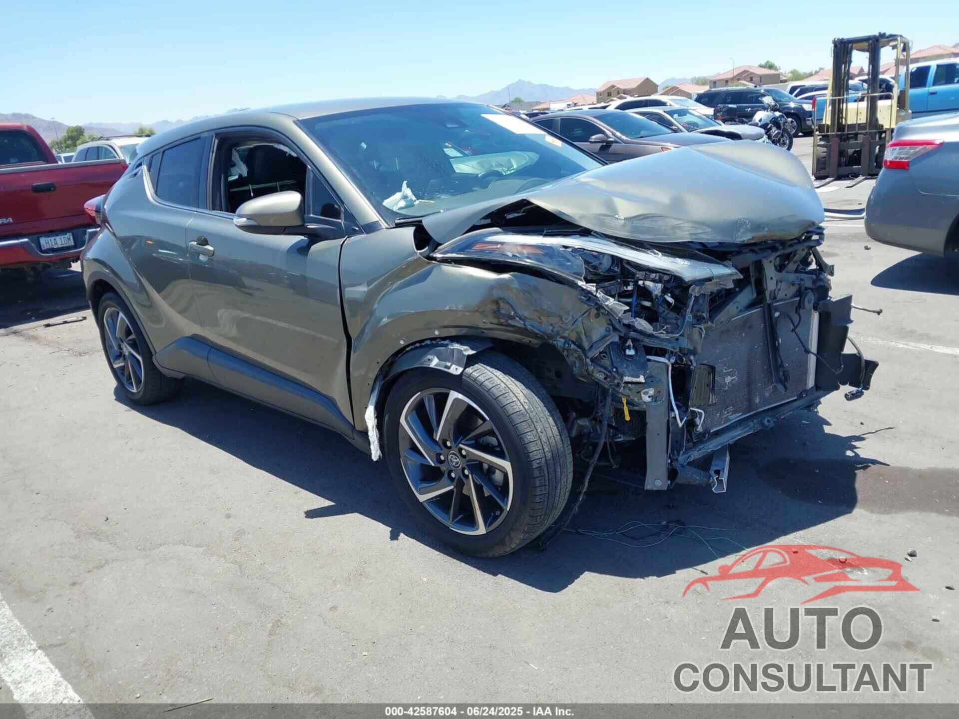 TOYOTA C-HR 2021 - JTNKHMBXXM1105529