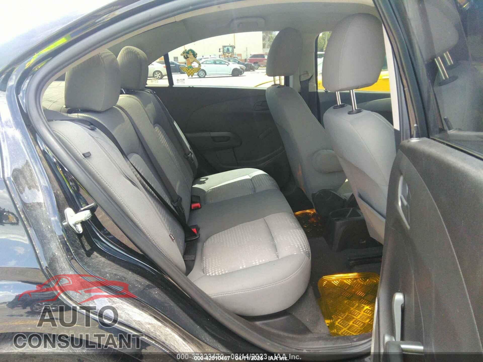 CHEVROLET SONIC 2017 - 1G1JB5SH0H4153473