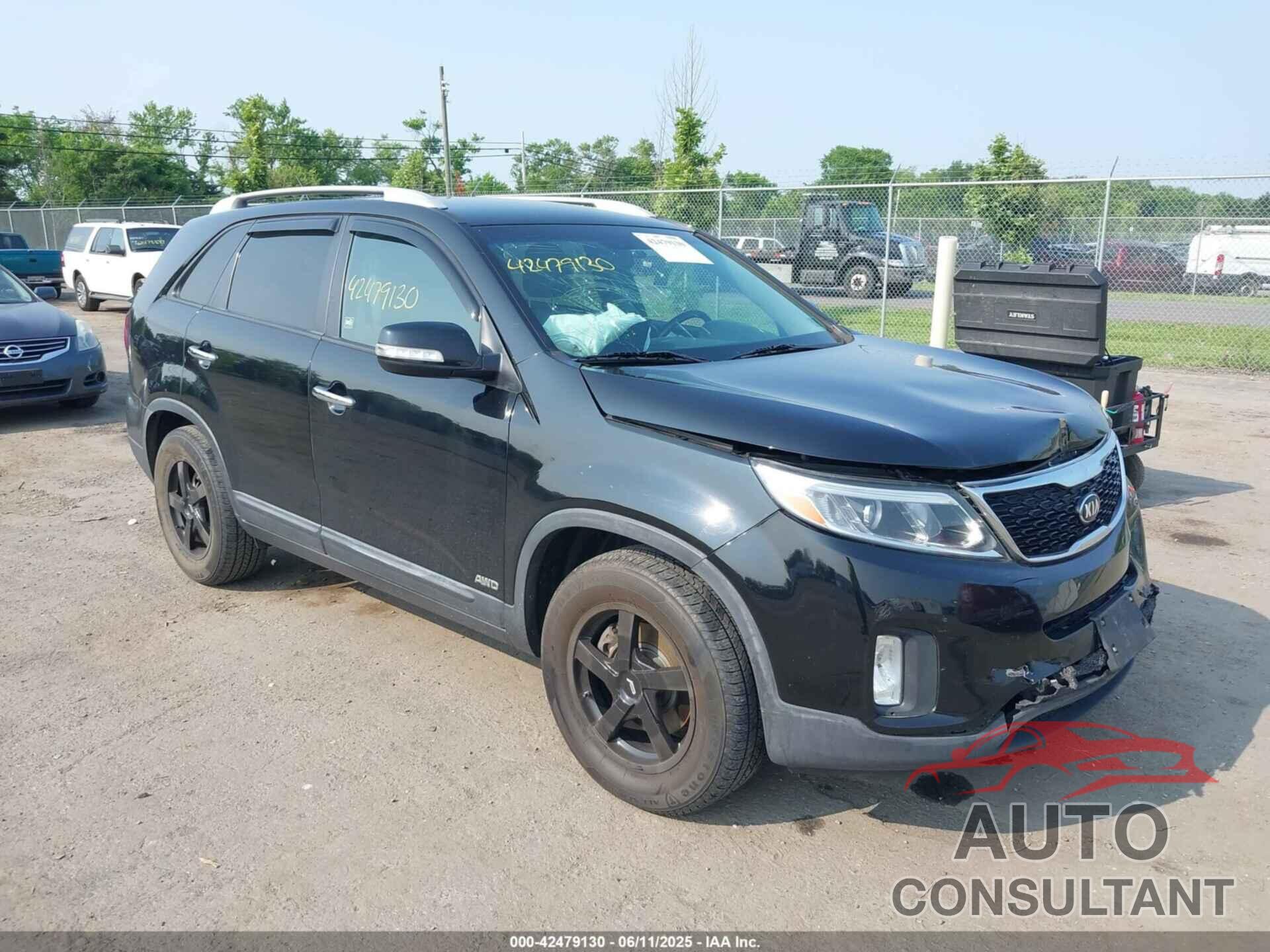 KIA SORENTO 2015 - 5XYKTCA65FG617787