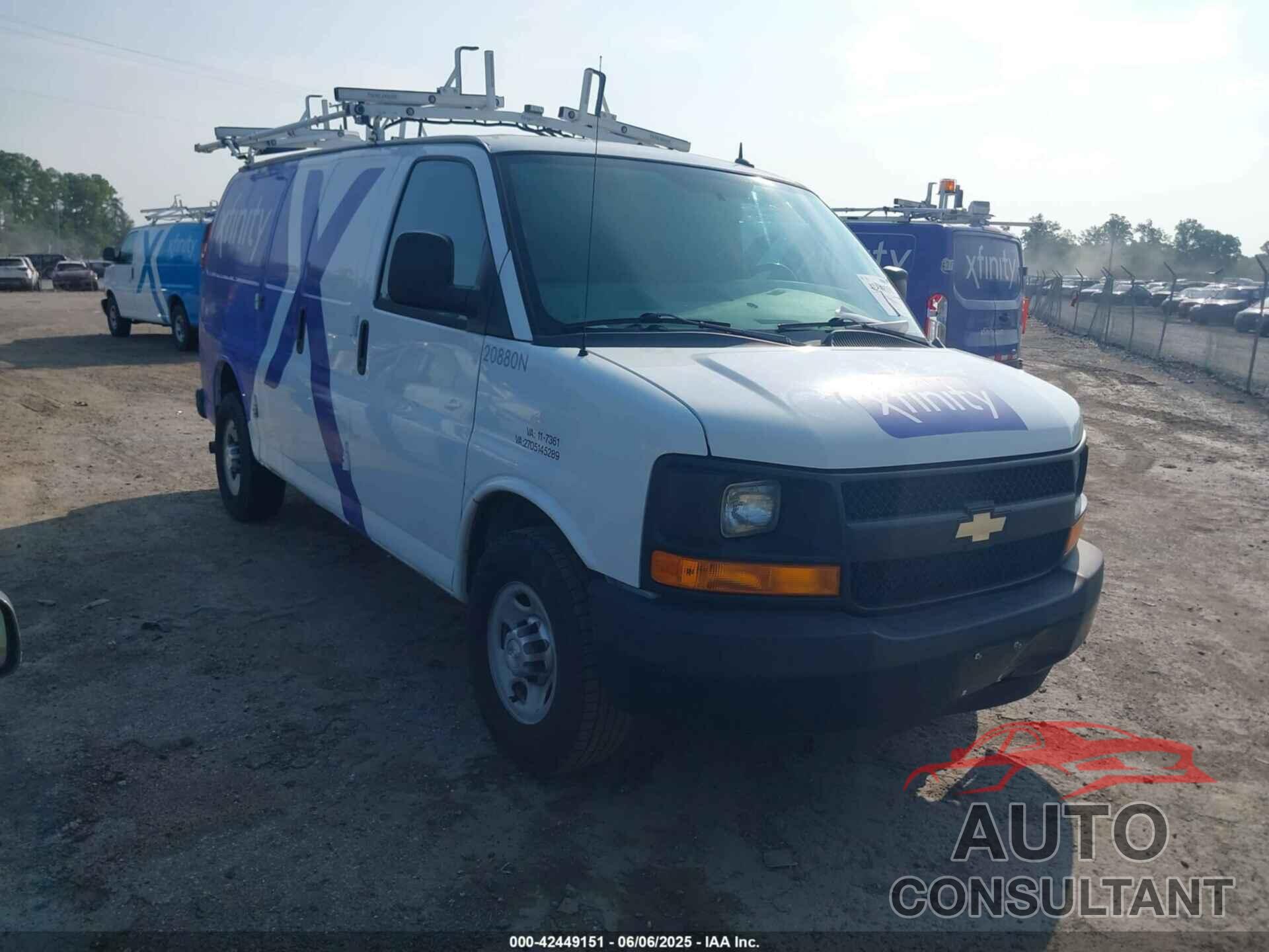 CHEVROLET EXPRESS 2500 2015 - 1GCWGFCF3F1160207