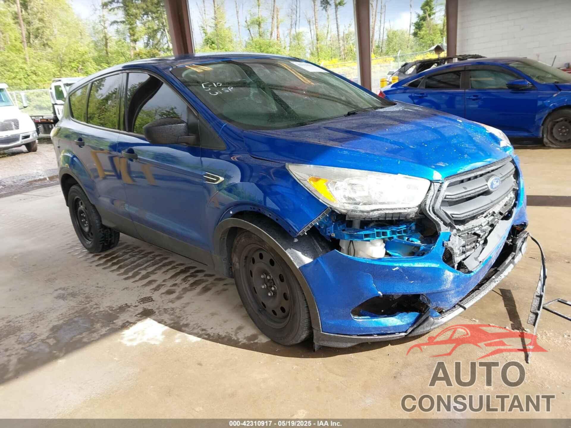 FORD ESCAPE 2017 - 1FMCU0F78HUD03789