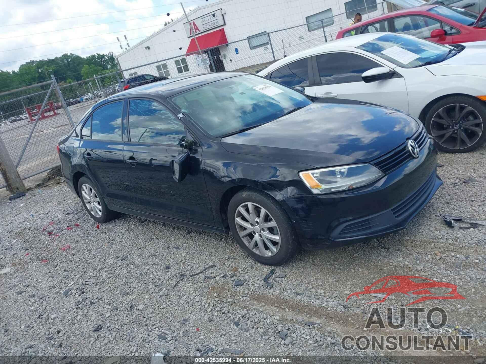VOLKSWAGEN JETTA 2012 - 3VWDX7AJ4CM411199