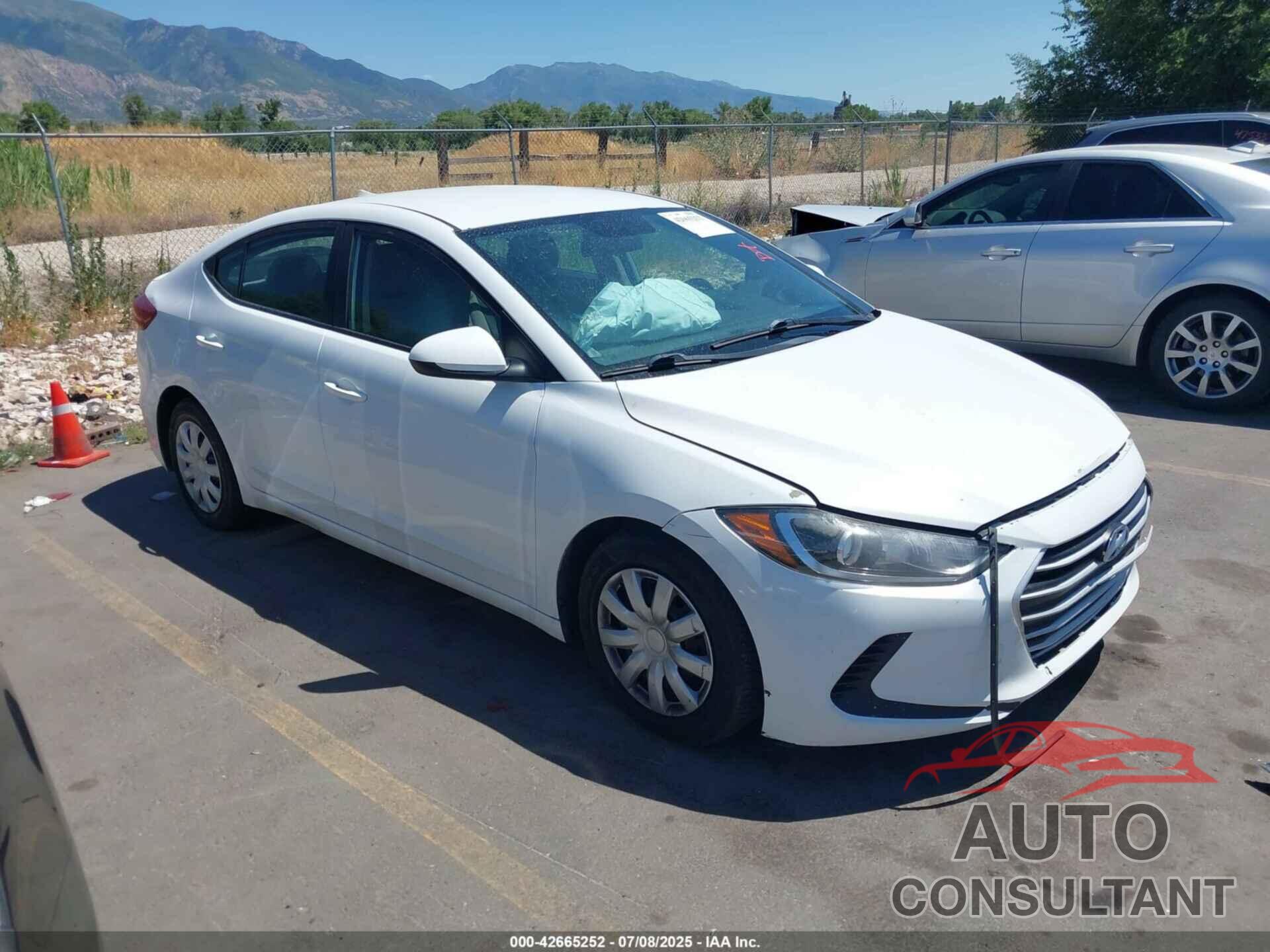 HYUNDAI ELANTRA 2017 - 5NPD74LF0HH182172