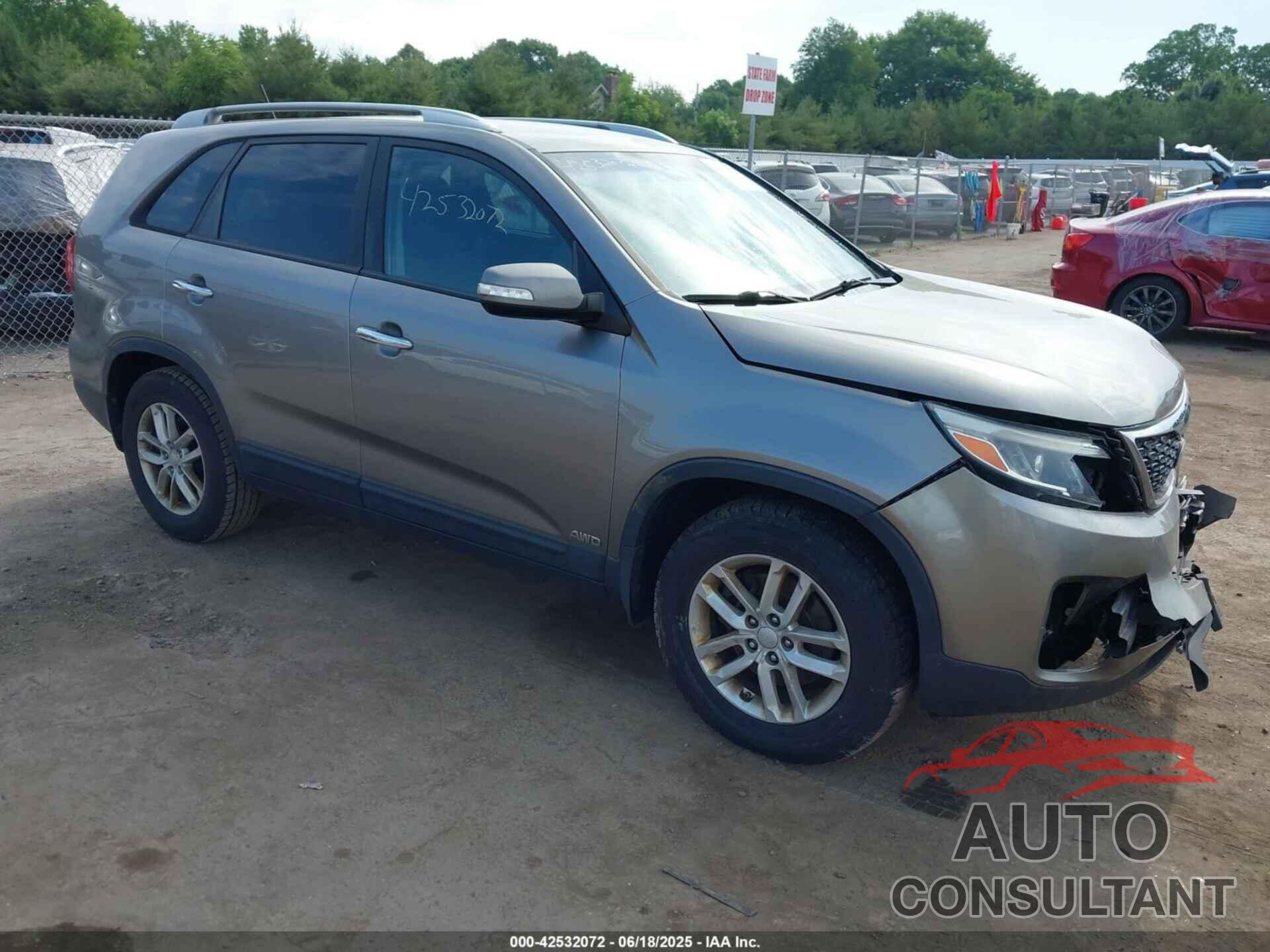 KIA SORENTO 2014 - 5XYKTDA71EG446842