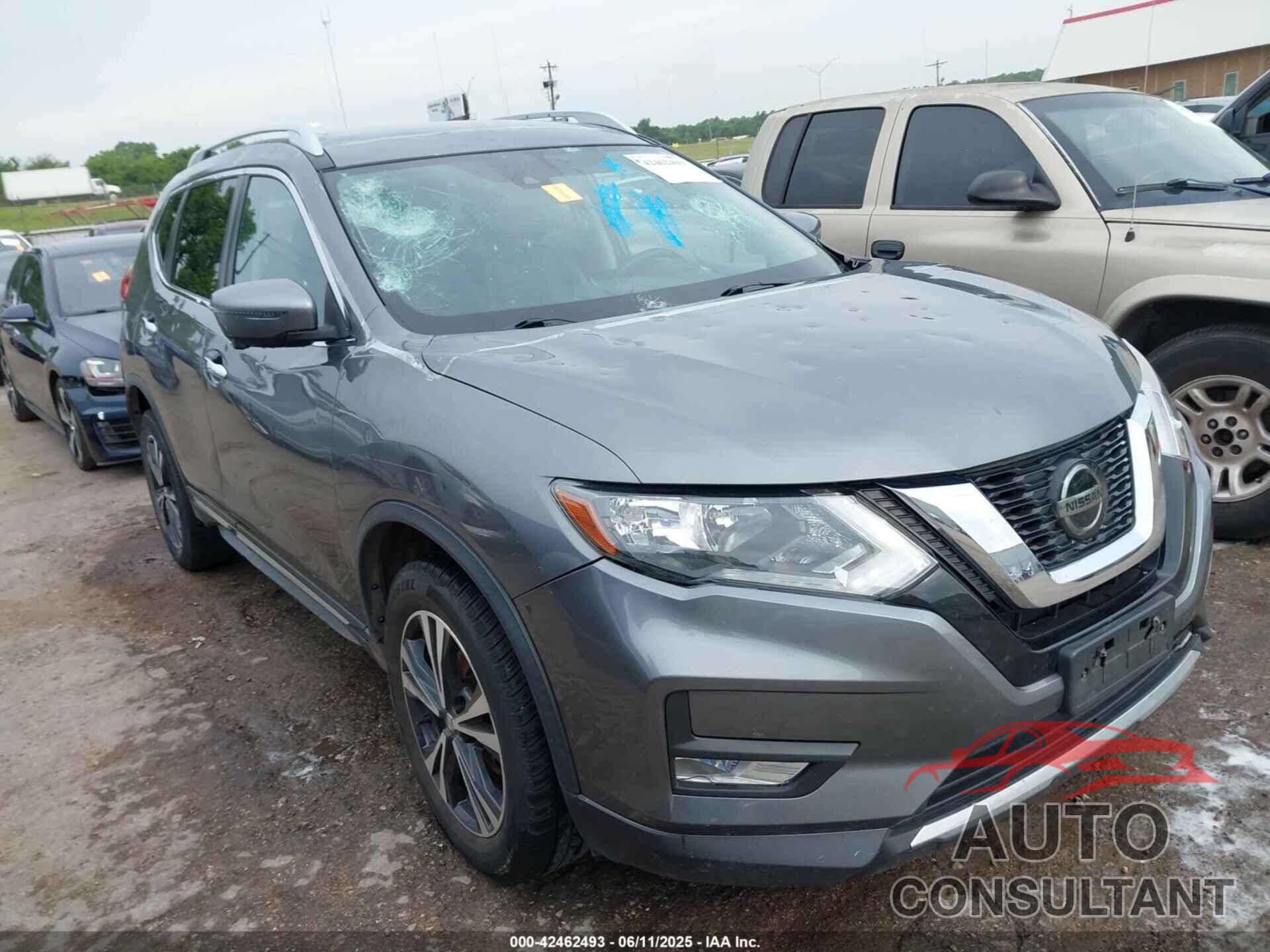 NISSAN ROGUE 2018 - JN8AT2MV0JW318555