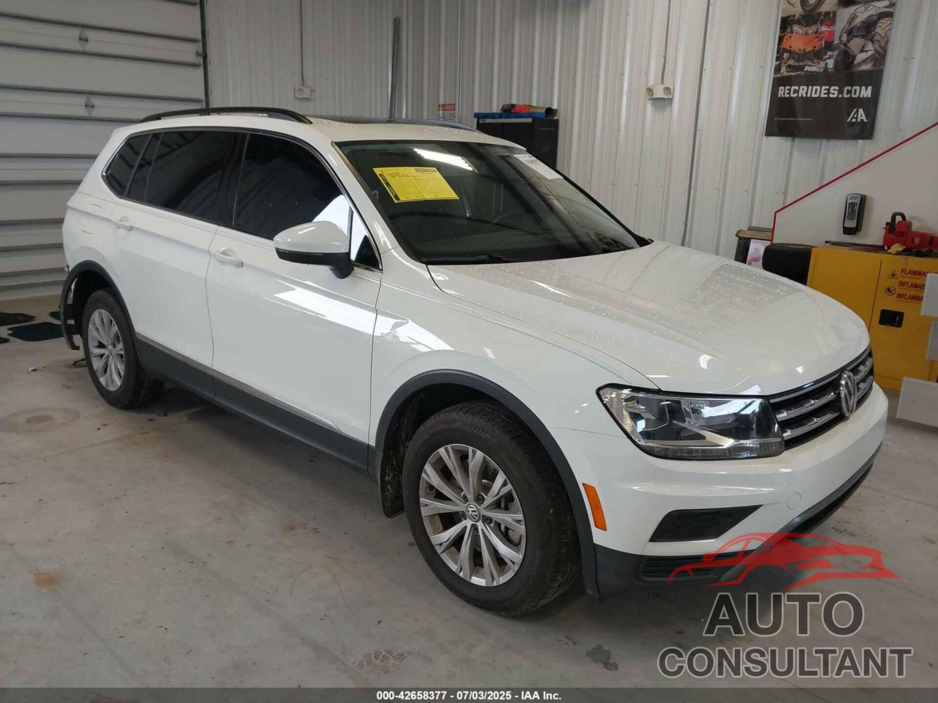 VOLKSWAGEN TIGUAN 2018 - 3VV3B7AX1JM167656