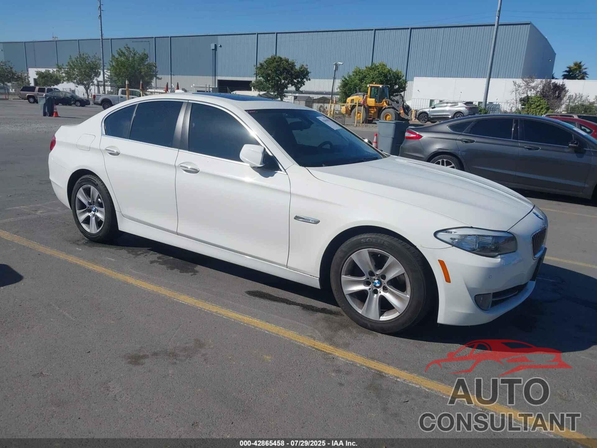 BMW 528I 2013 - WBAXG5C52DDY32207