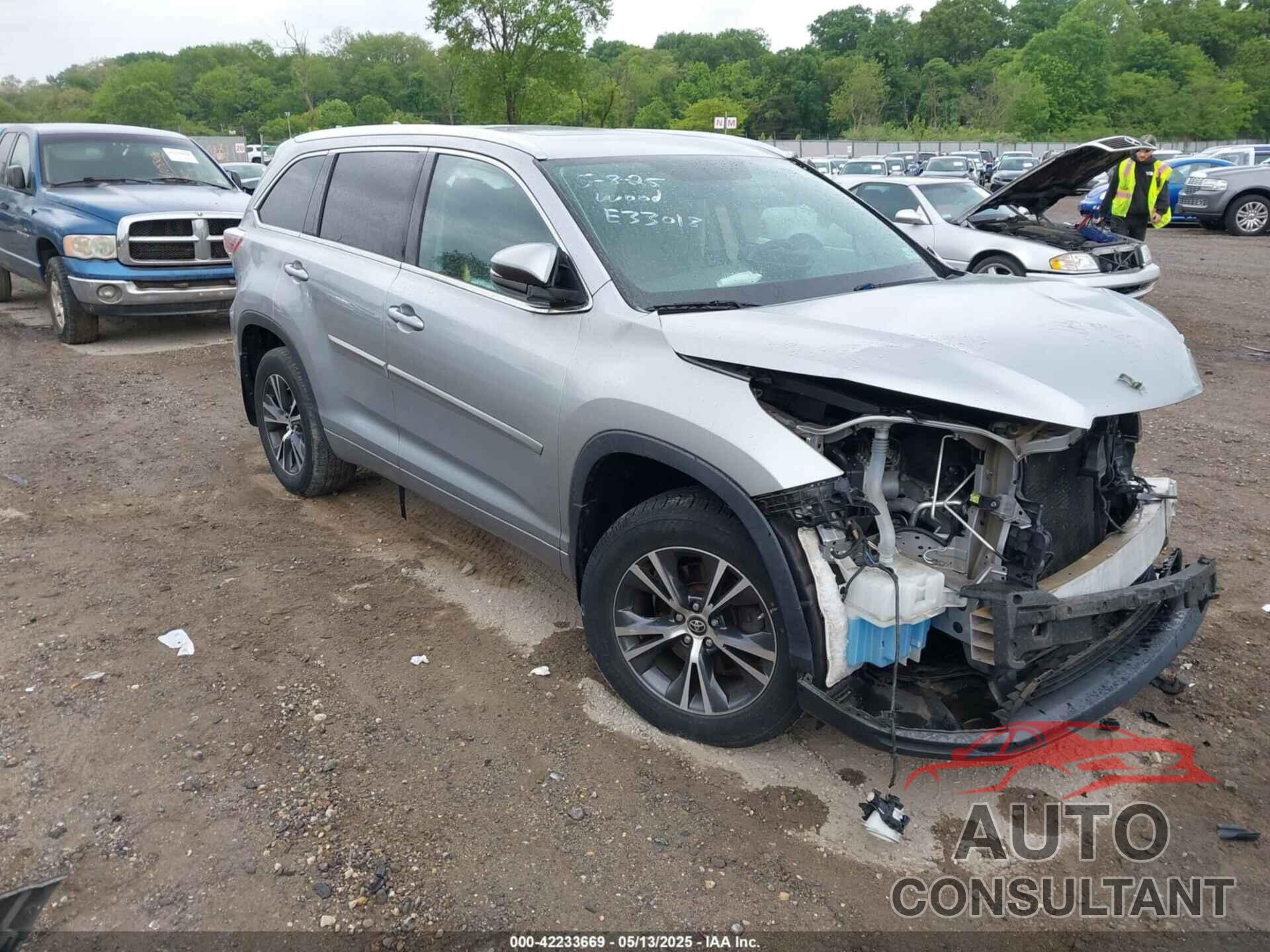 TOYOTA HIGHLANDER 2016 - 5TDJKRFH7GS321461