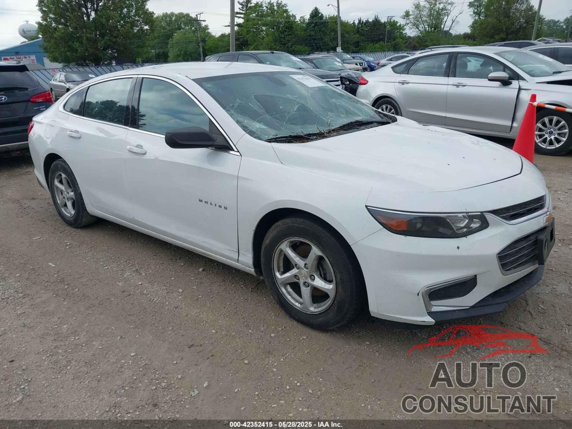 CHEVROLET MALIBU 2017 - 1G1ZB5STXHF135753