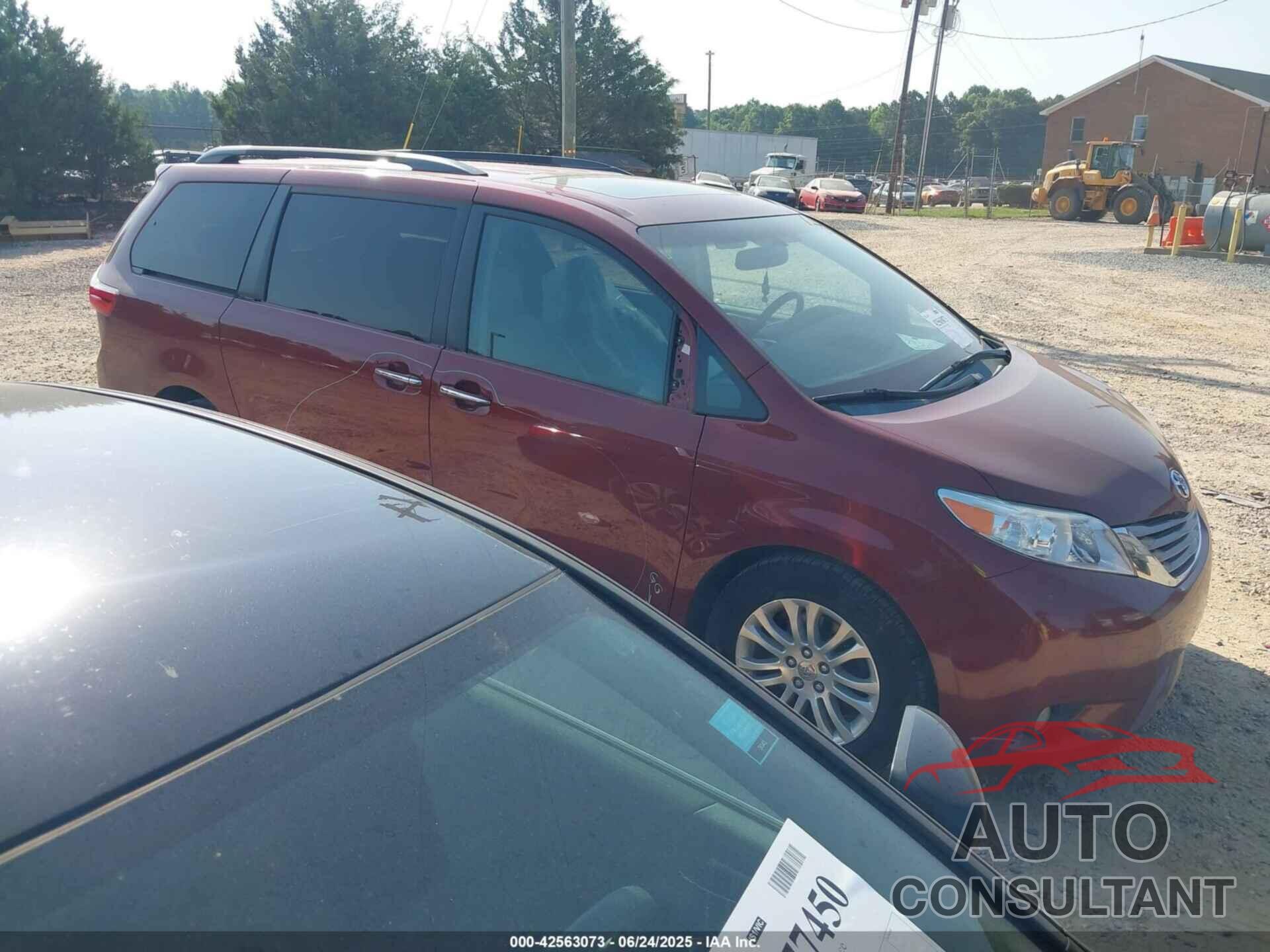 TOYOTA SIENNA 2016 - 5TDYK3DC7GS701595