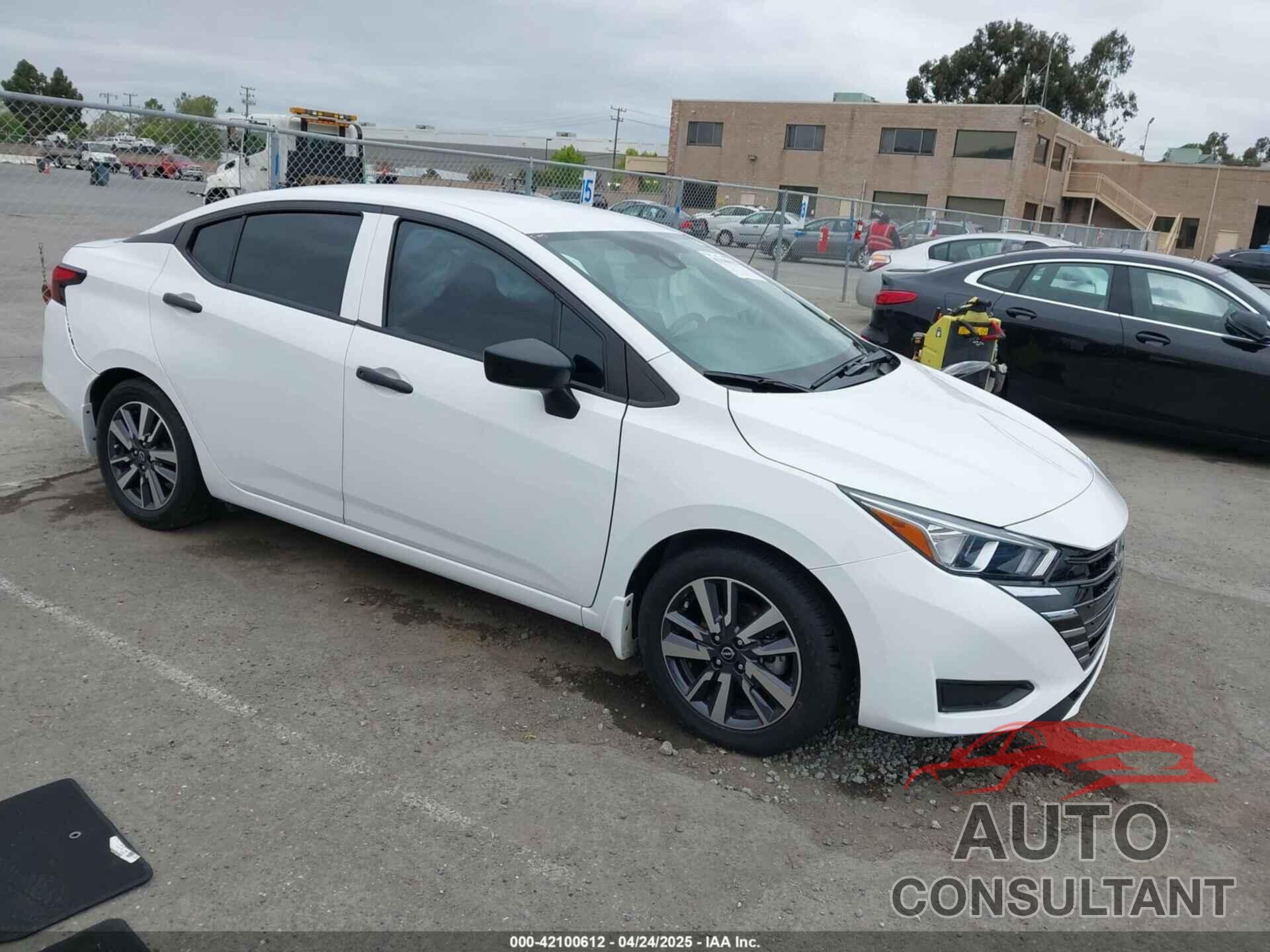 NISSAN VERSA 2023 - 3N1CN8DV0PL820176