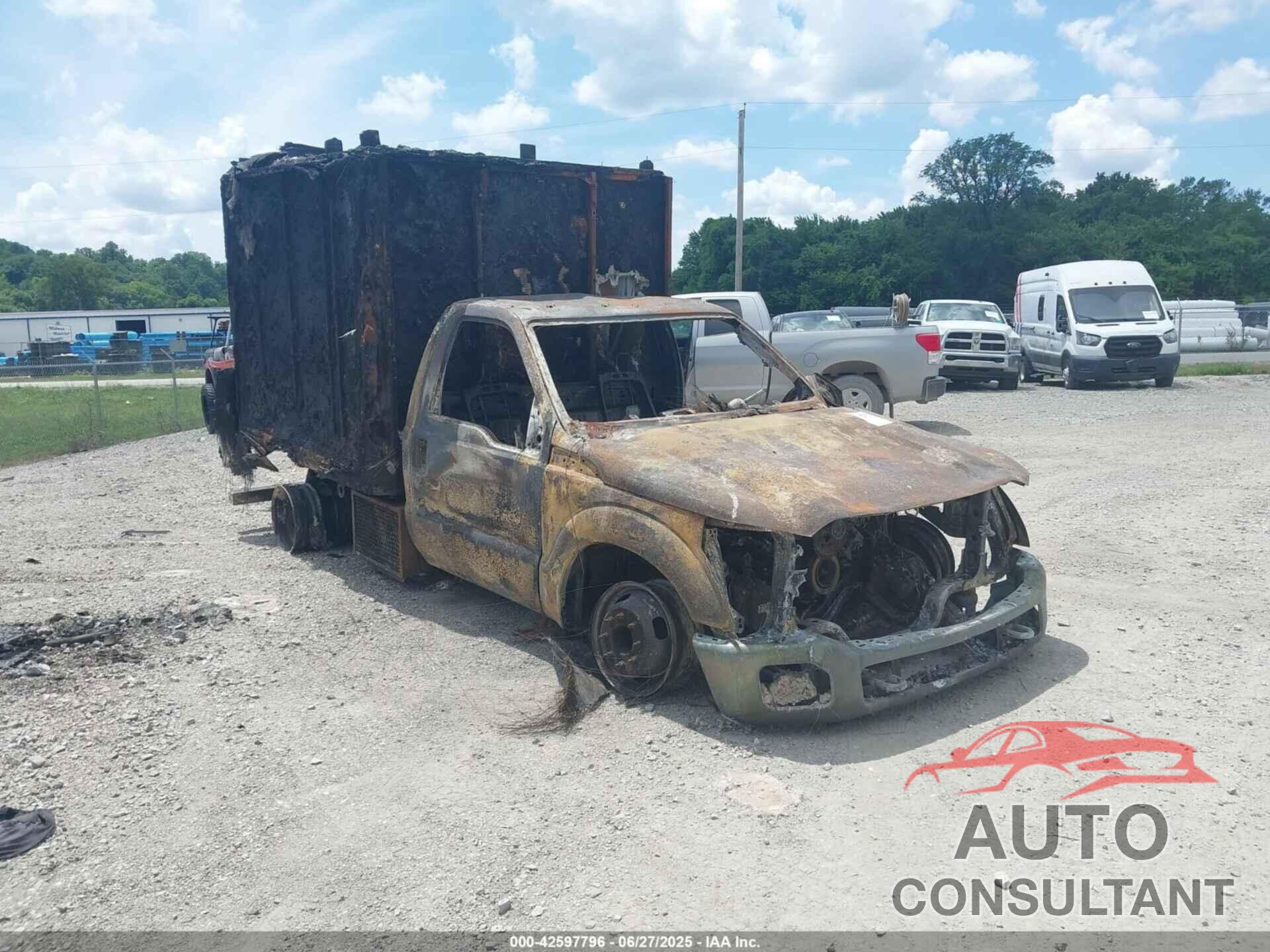FORD F-350 CHASSIS 2015 - 1FDRF3G69FEC97164