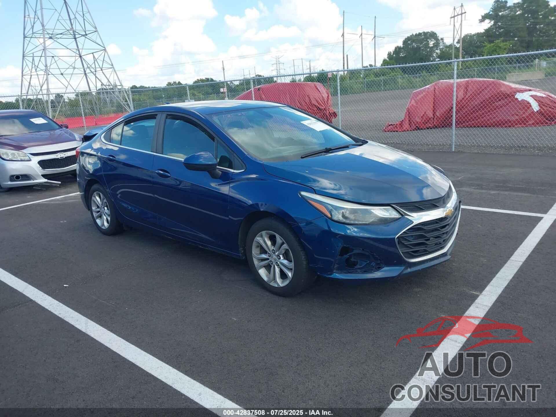 CHEVROLET CRUZE 2019 - 1G1BE5SM8K7105654