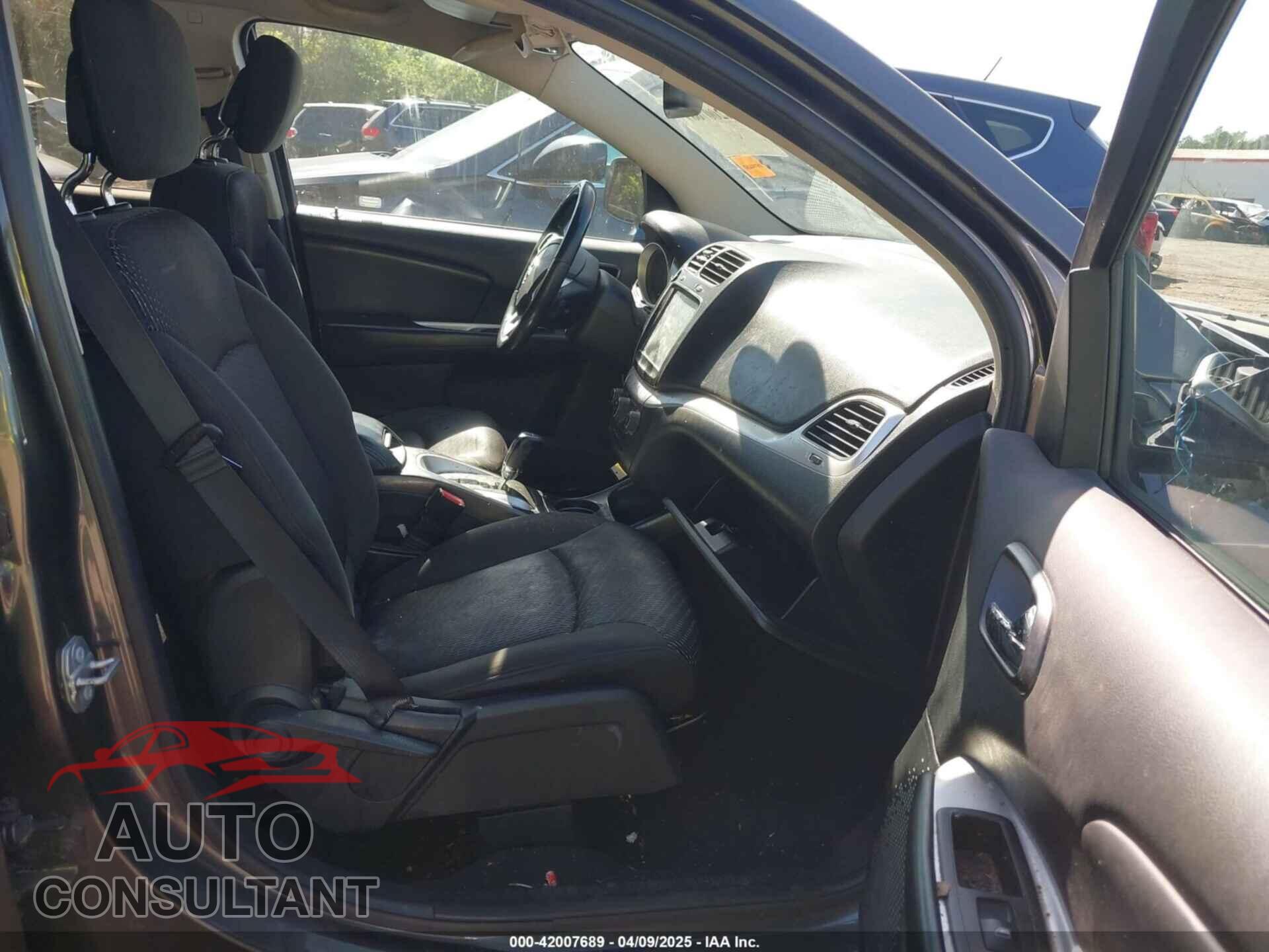 DODGE JOURNEY 2017 - 3C4PDDBG4HT555004