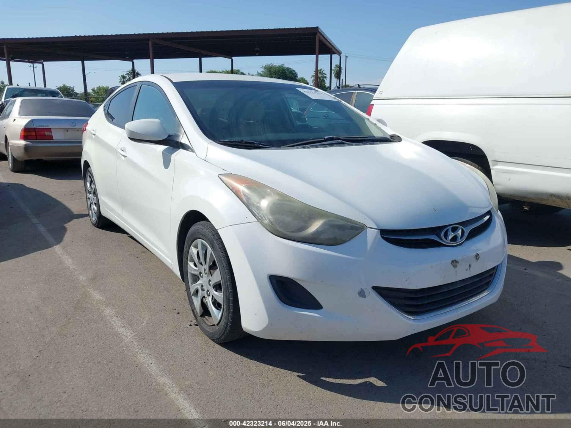 HYUNDAI ELANTRA 2011 - 5NPDH4AE4BH038011