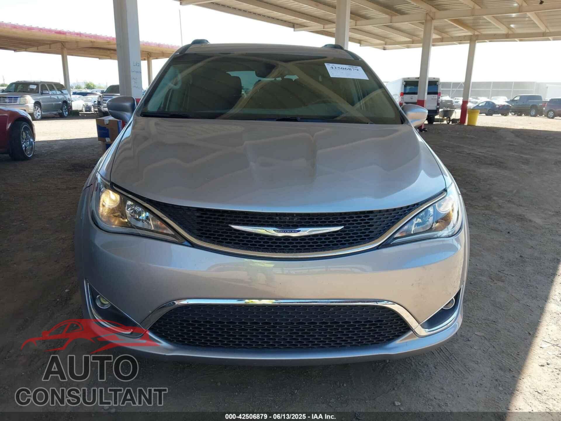 CHRYSLER PACIFICA 2017 - 2C4RC1BG2HR702336