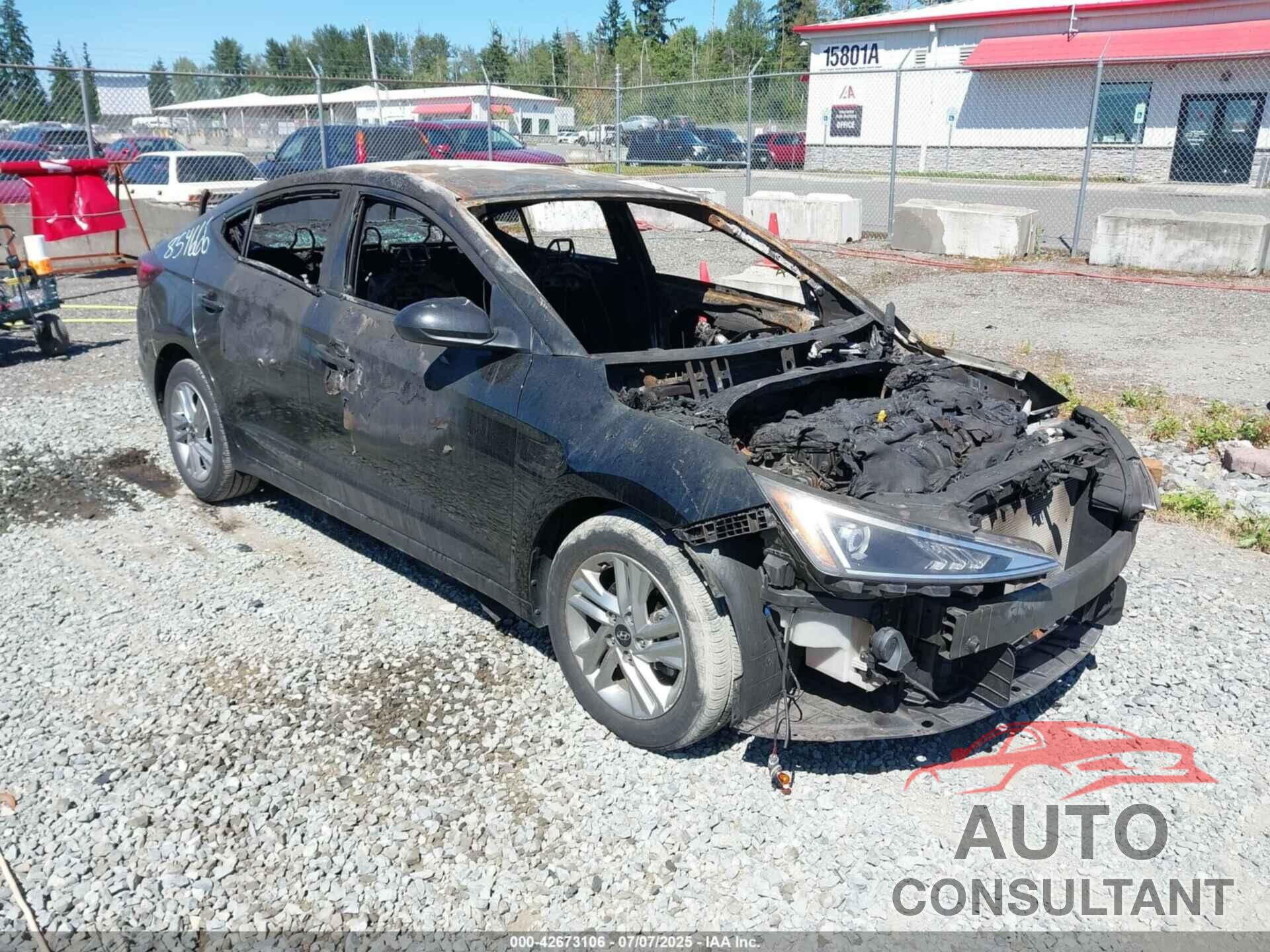 HYUNDAI ELANTRA 2020 - KMHD84LF9LU945233