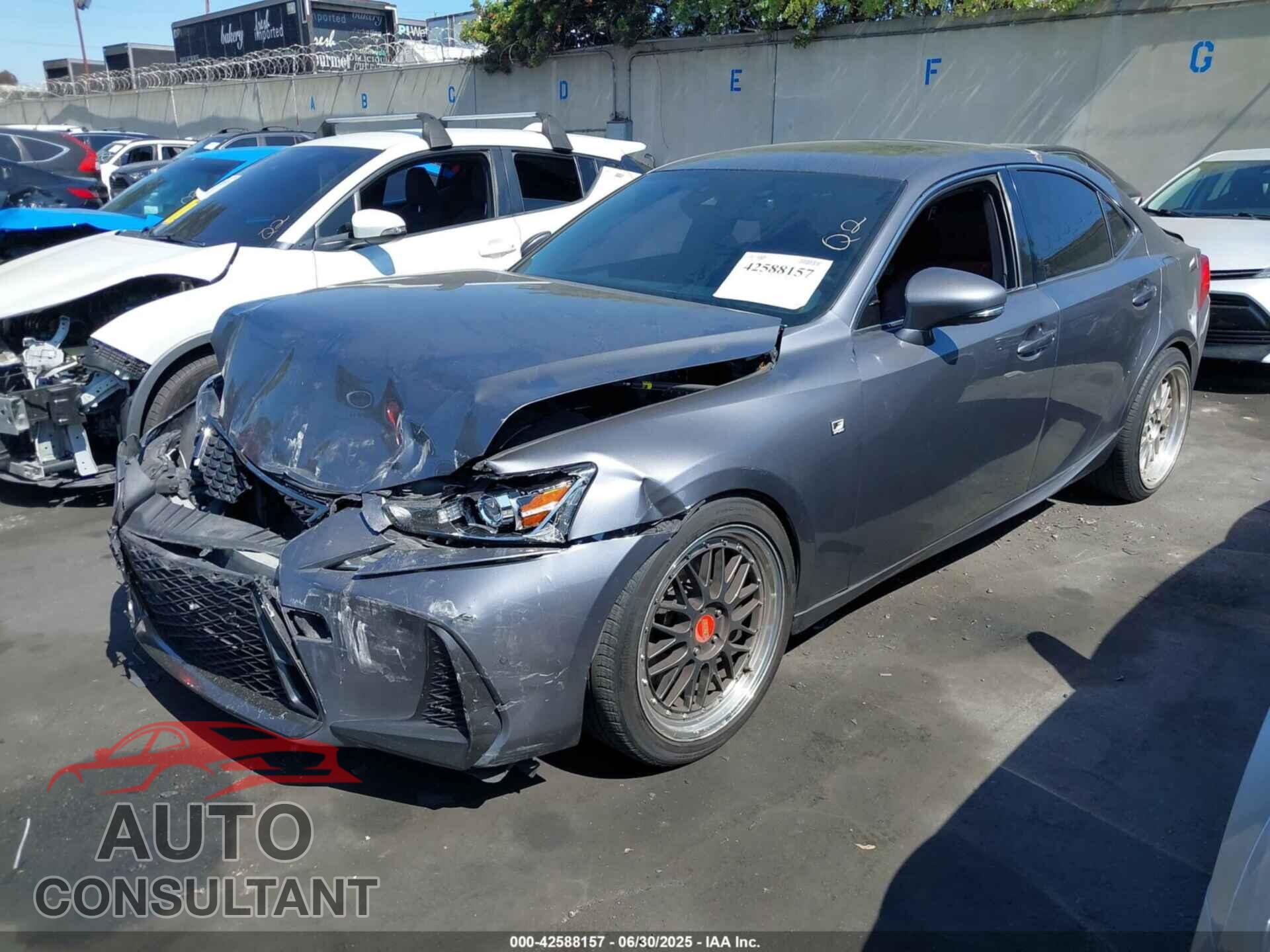 LEXUS IS 300 2018 - JTHBA1D24J5075813