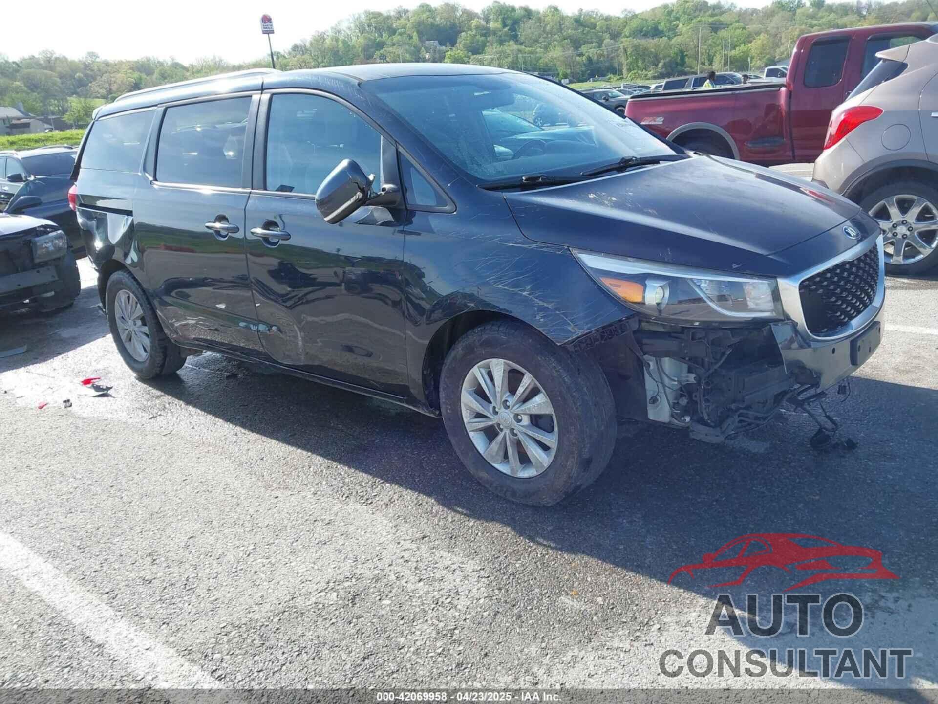 KIA SEDONA 2017 - KNDMB5C19H6247894