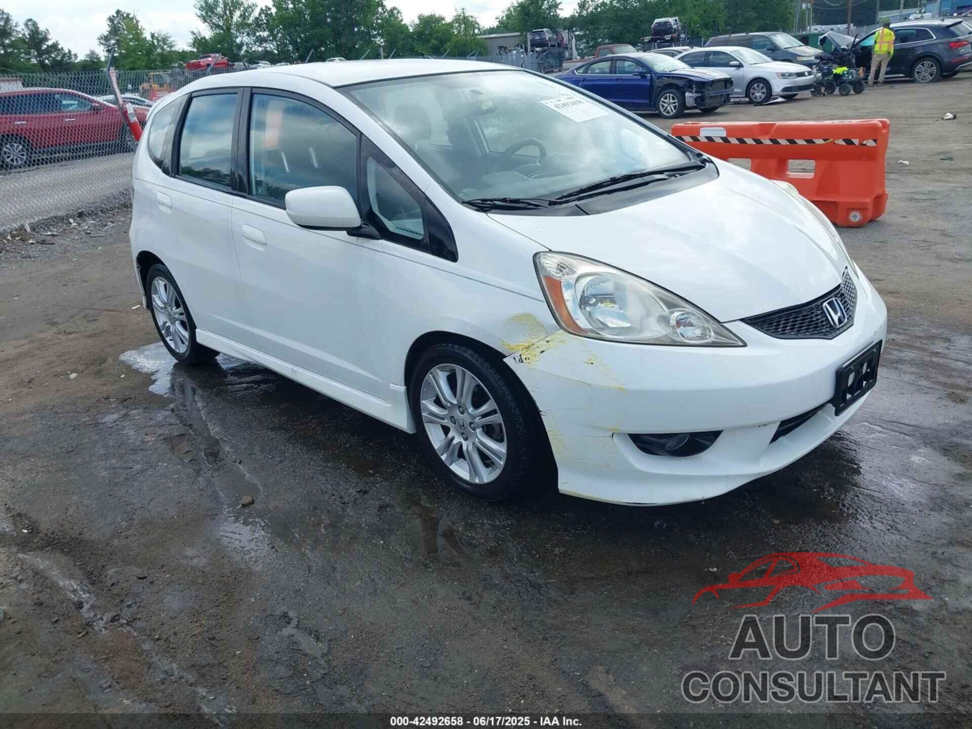HONDA FIT 2010 - JHMGE8H41AS026083