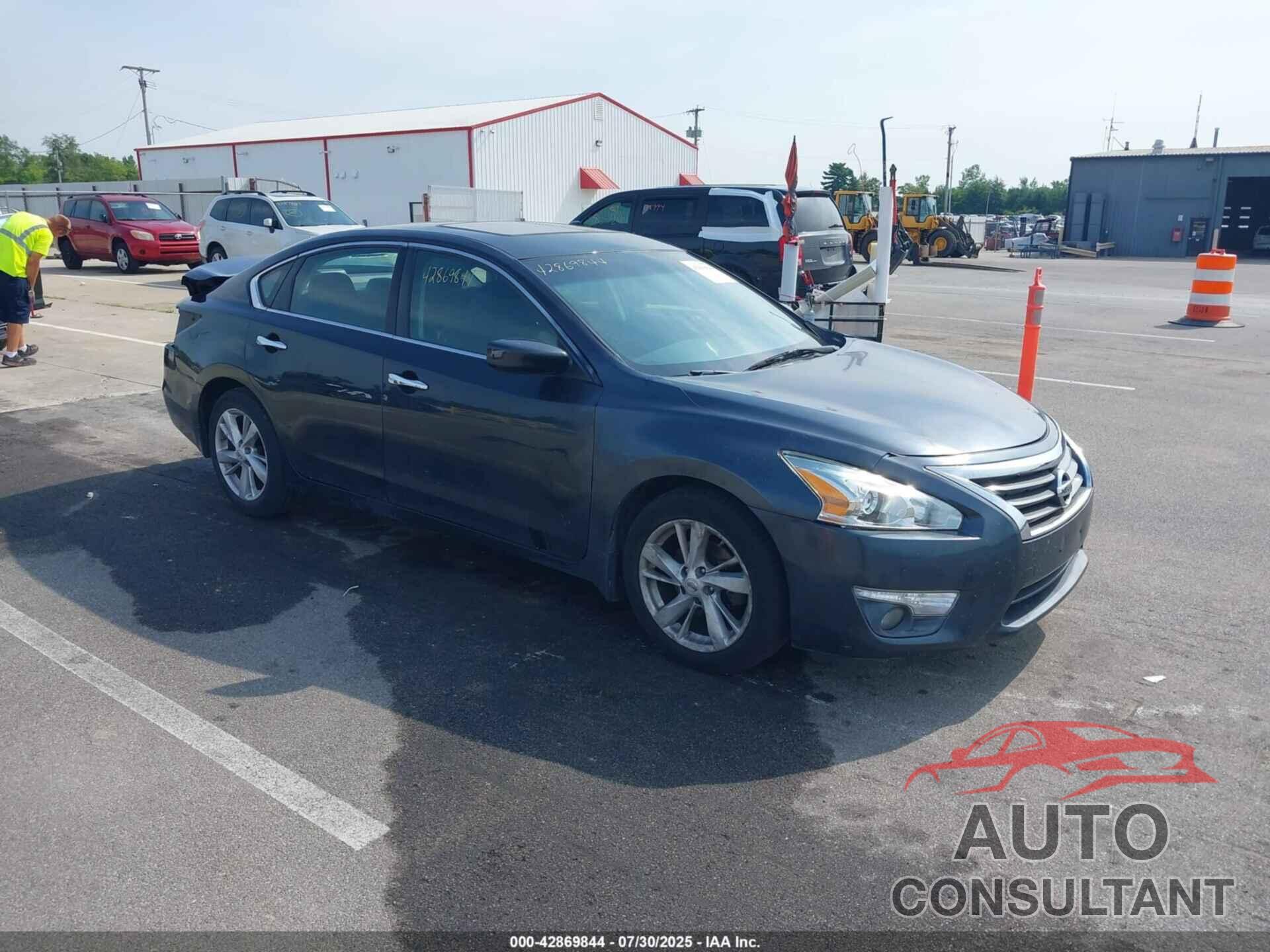NISSAN ALTIMA 2015 - 1N4AL3AP3FN331875