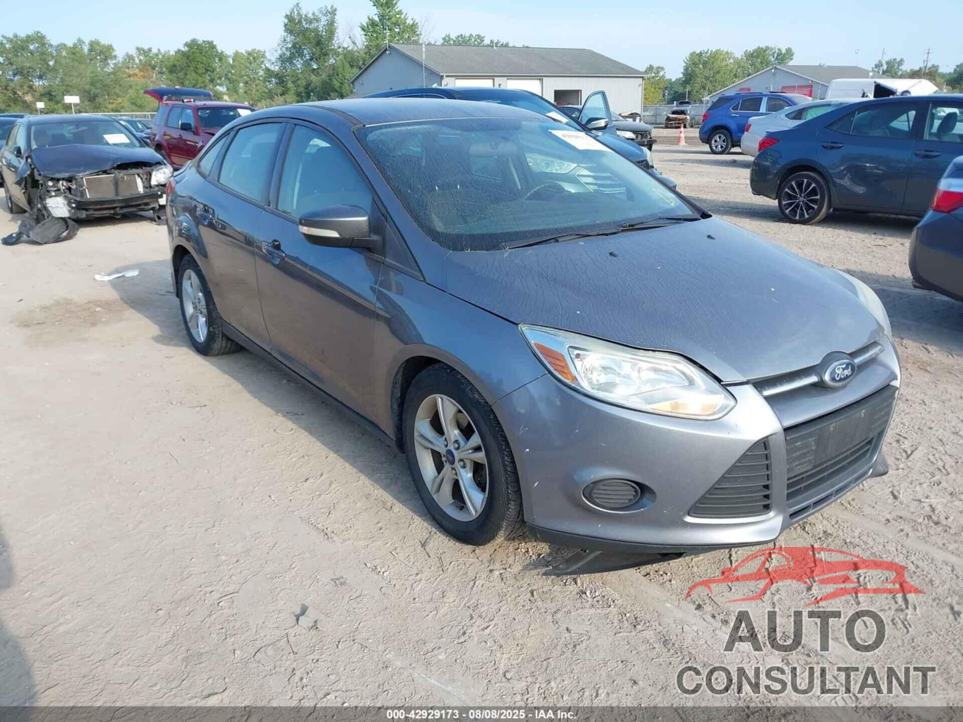 FORD FOCUS 2014 - 1FADP3F2XEL438477