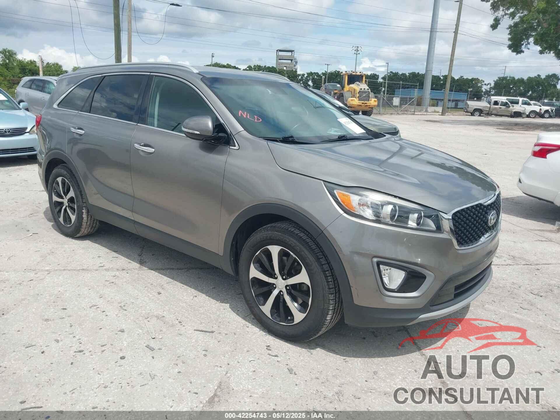 KIA SORENTO 2016 - 5XYPH4A12GG021331