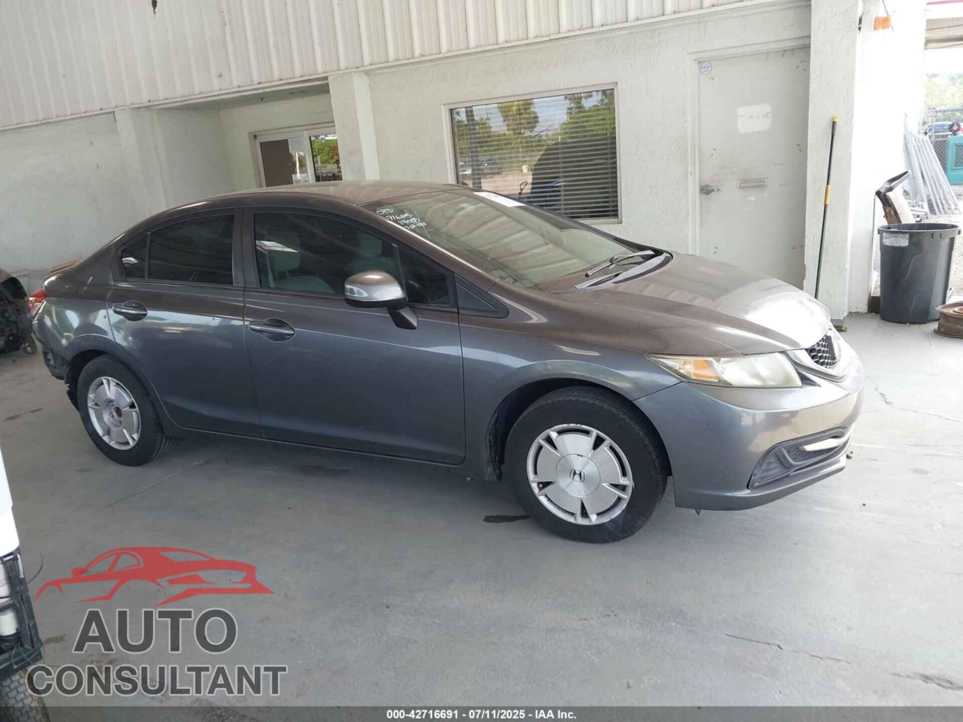 HONDA CIVIC 2013 - 2HGFB2F68DH557477