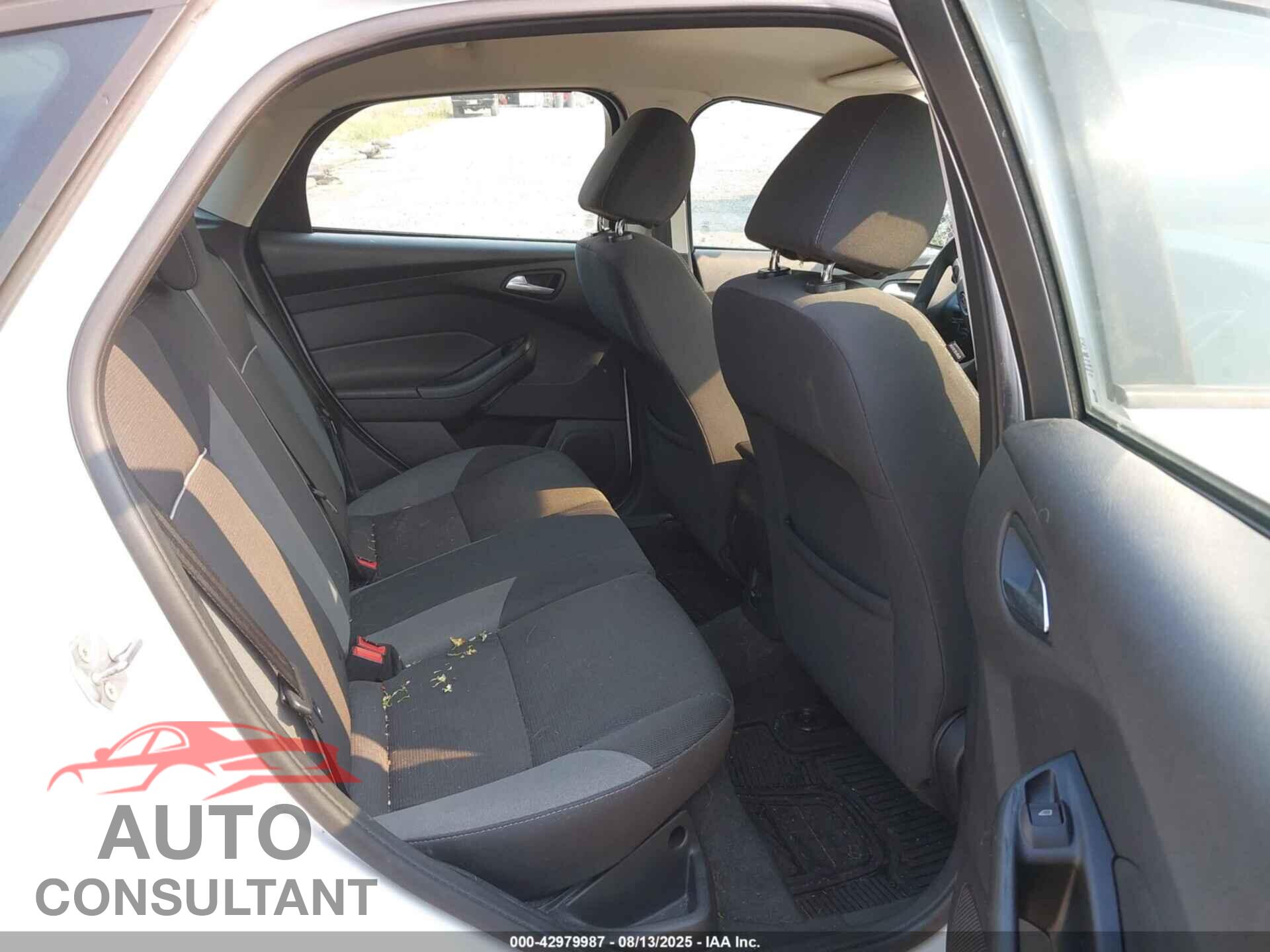 FORD FOCUS 2013 - 1FADP3K22DL108272
